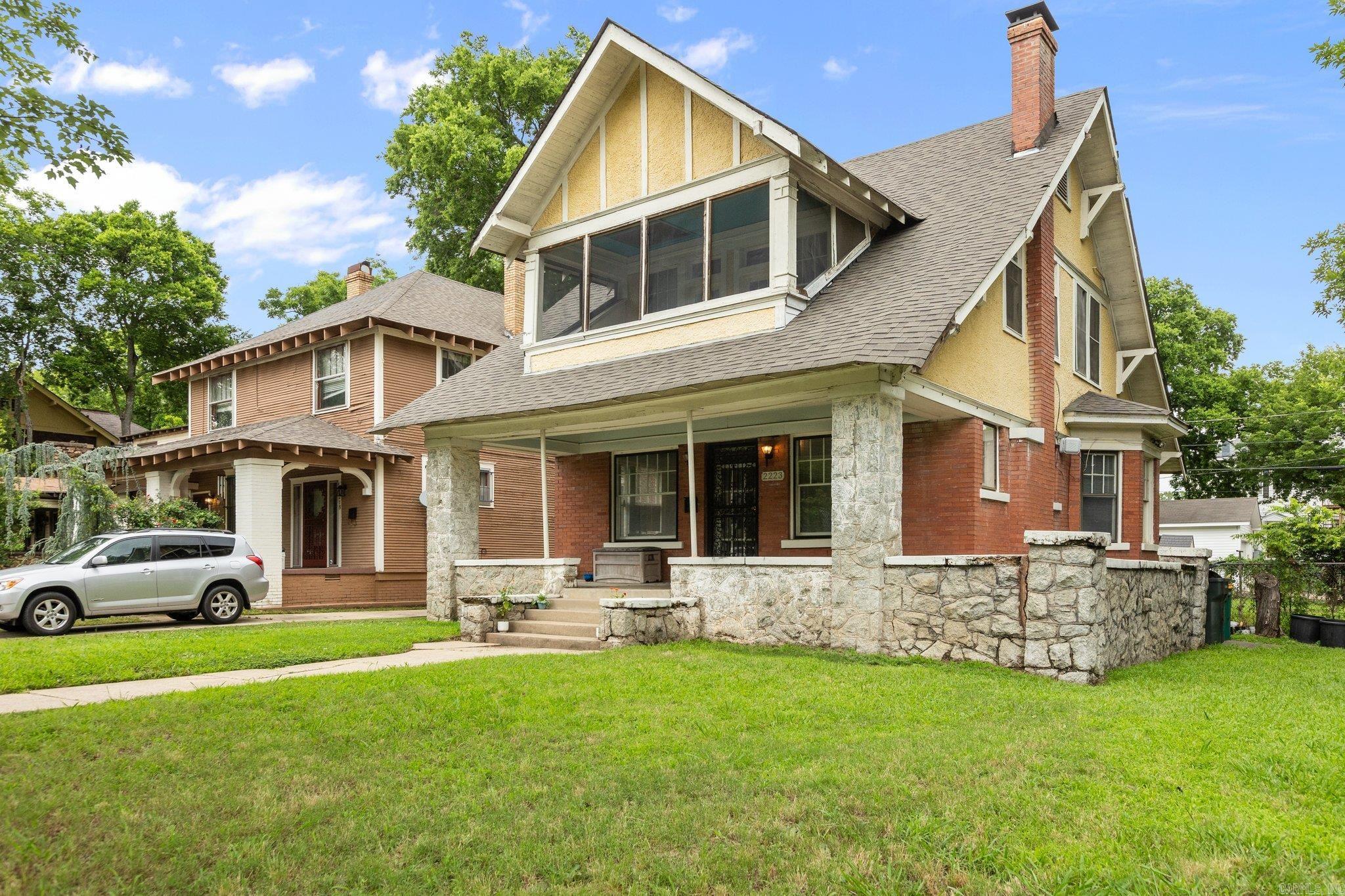 Oak Terrace - Residential