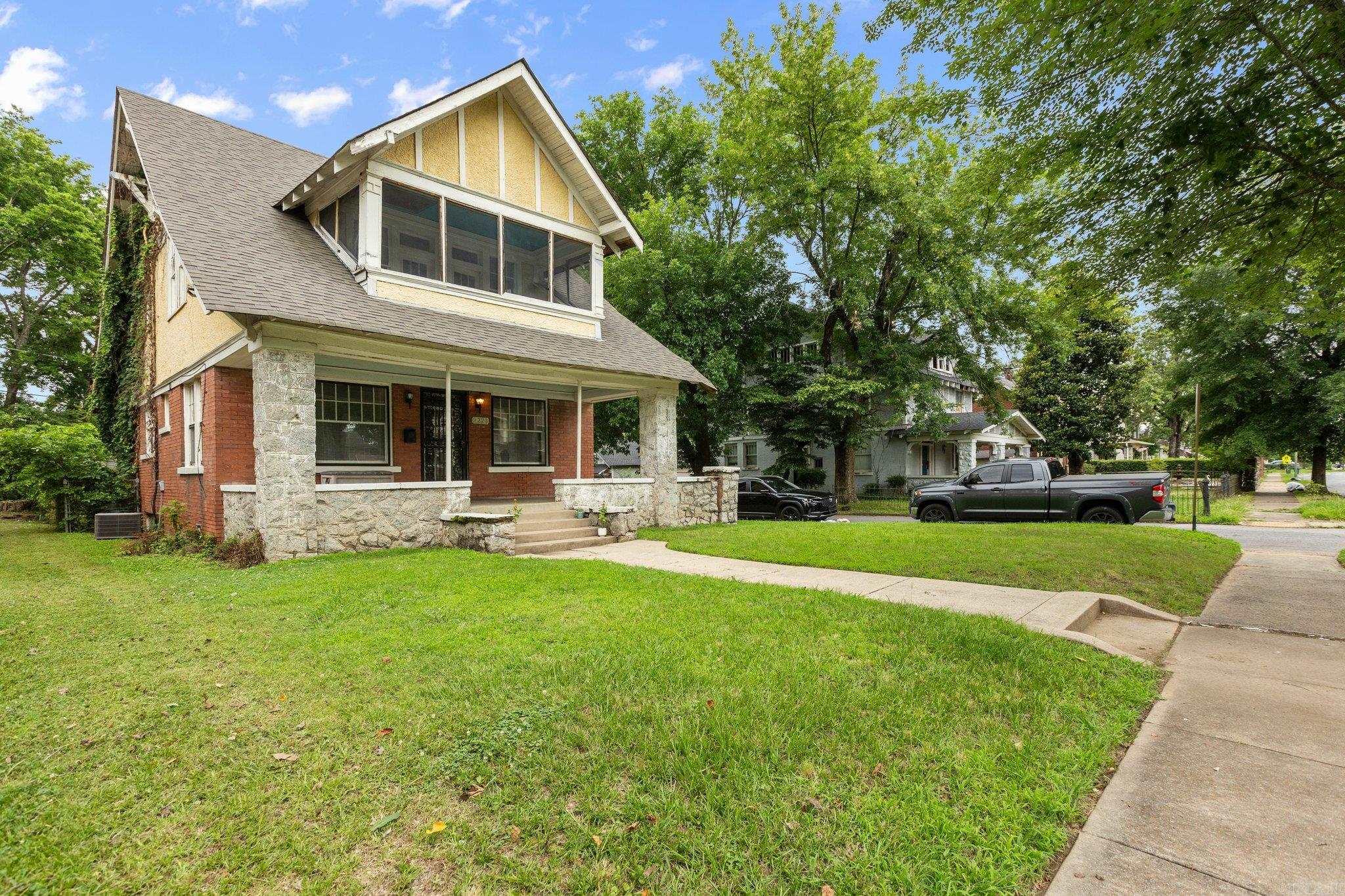 Oak Terrace - Residential