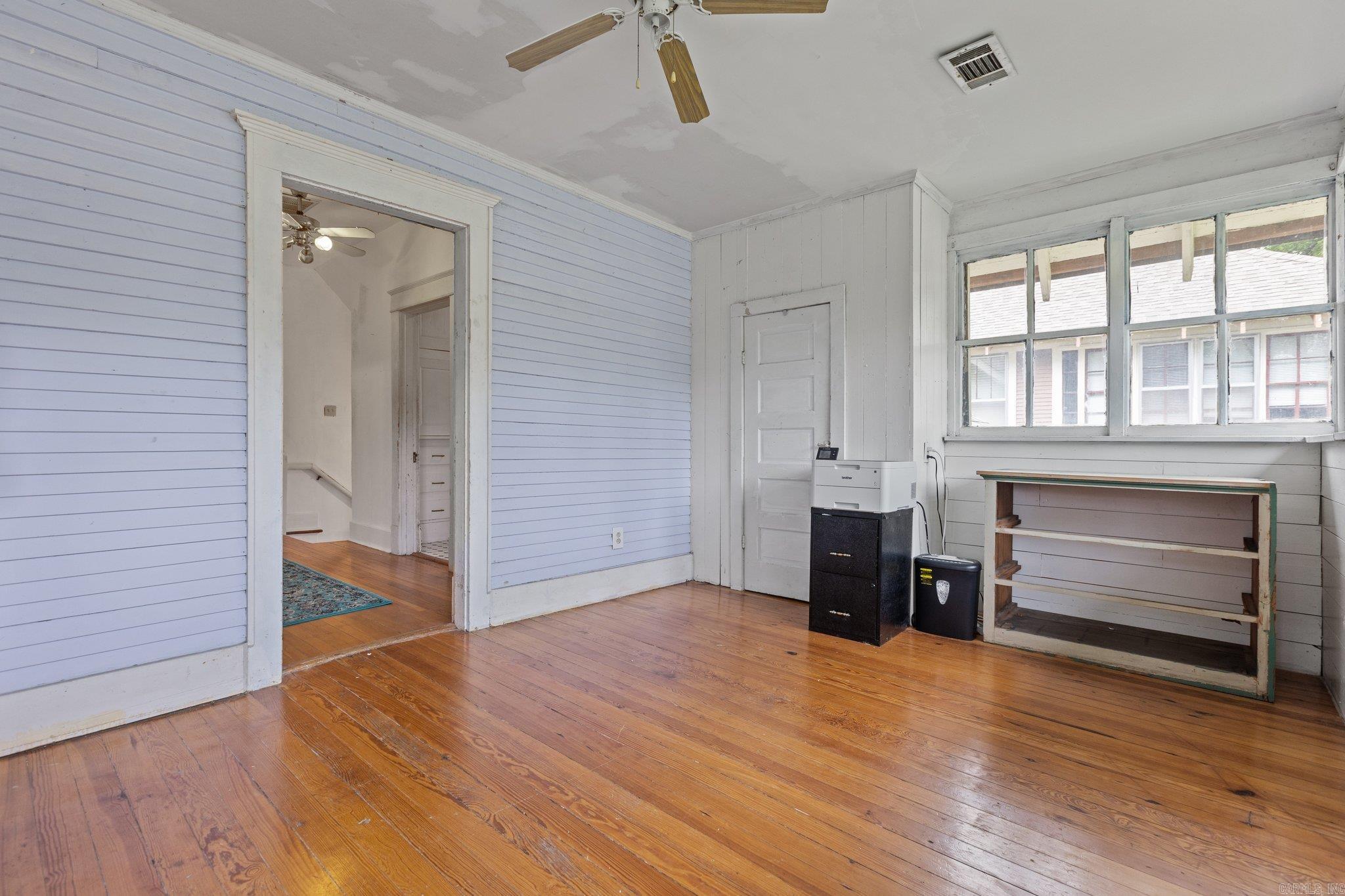 Oak Terrace - Residential