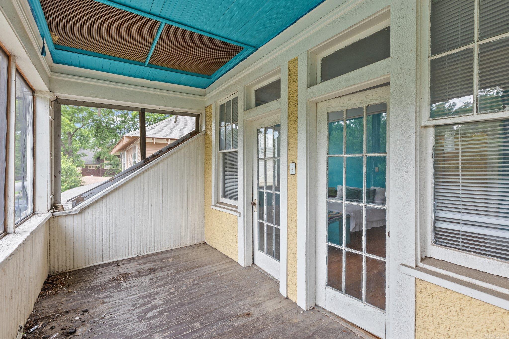 Oak Terrace - Residential