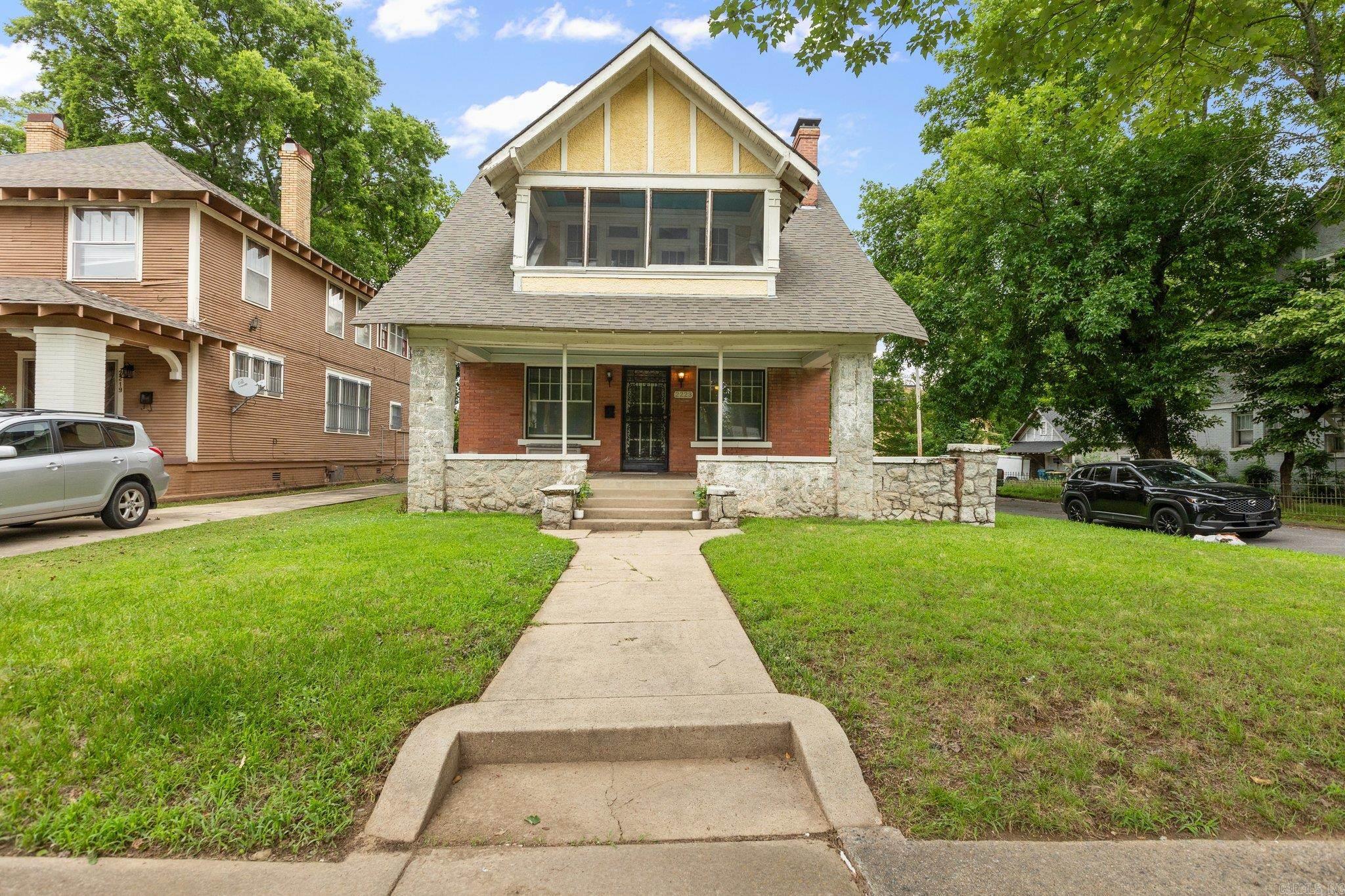 Oak Terrace - Residential