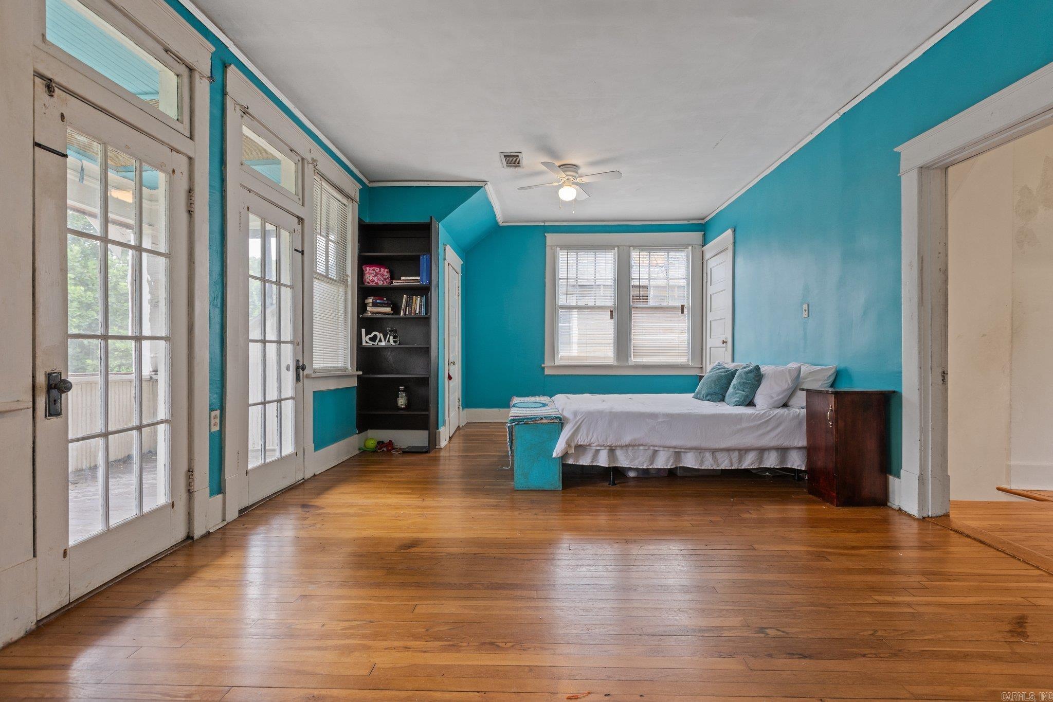 Oak Terrace - Residential