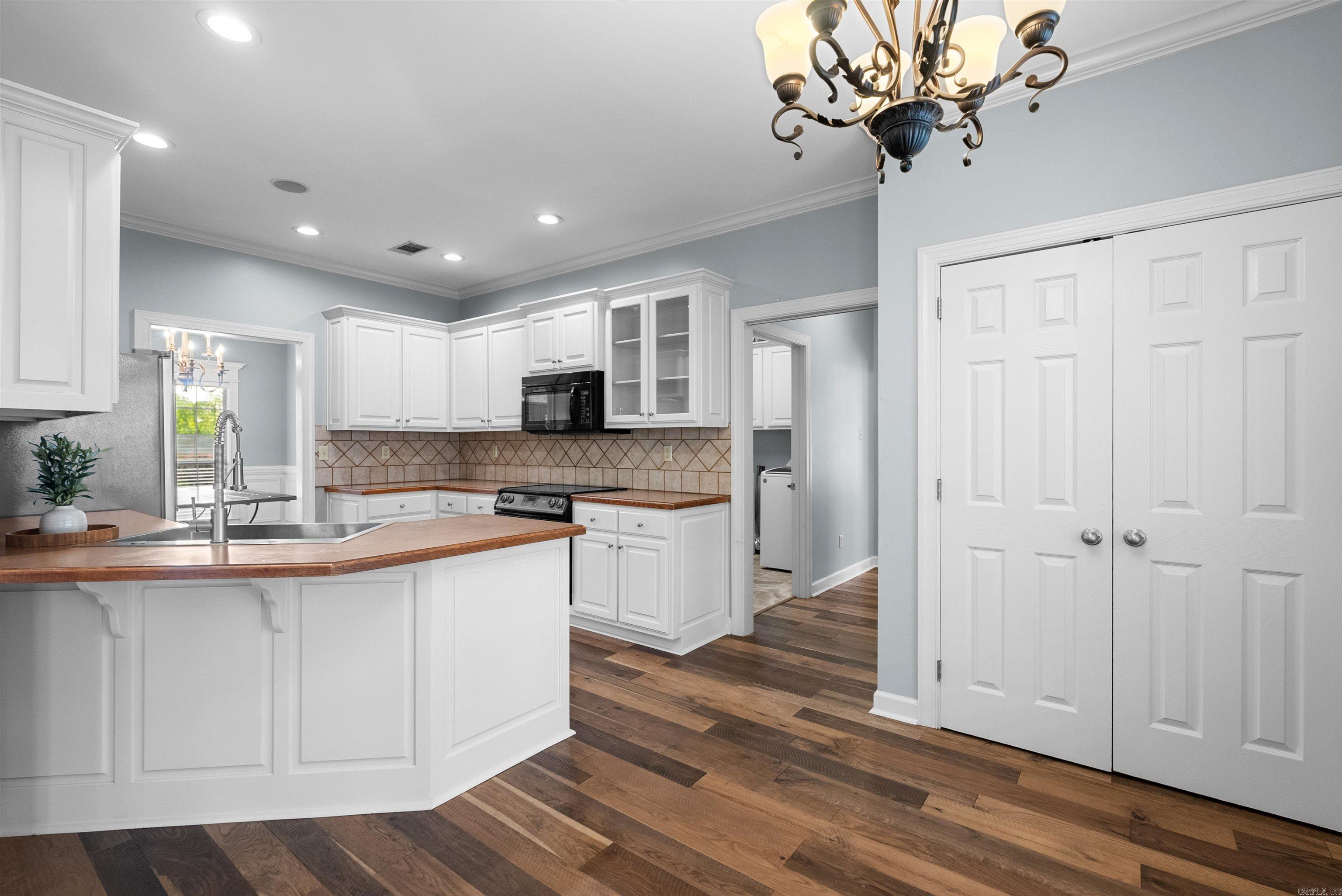 PEBBLE BEACH ESTATES - Residential