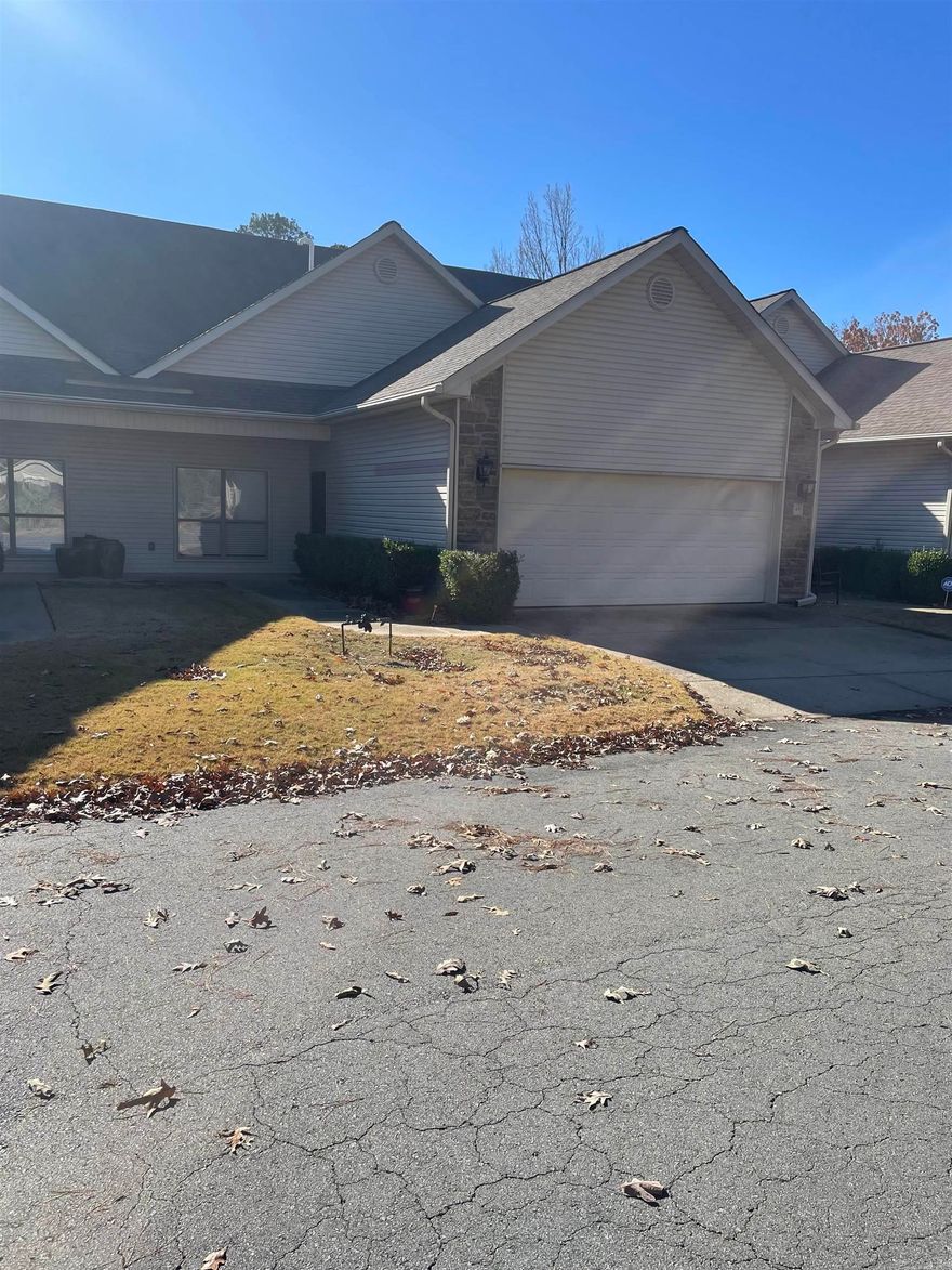 THIS BEAUTIFUL 2 BR 2 BA CONDO IS ONE LEVEL WITH HARWOOD FLOORS , 10 FT CEILINGS AND CROWN MOULDING.....HAS BEEN FRESHLY PAINTED WITH LIGHT AND AIRY COLOR..... IT  OPENS UP TO  GREAT ROOM AND KITCHEN/DINING THAT  HAS ABUNDANT NATURAL LIGHT.....FIREPLACE WITH GAS LOGS.....SPACIOUS DINING AREA AND BAR WITH ROOM FOR AMPLE SEATING....GREAT FOR ENTERTAINING AND THE KITCHEN HAS LOADS OF COUNTER SPACE AND LOTS OF CABINETS WITH A PANTRY.....PRIMARY  BR IS LARGE WITH NICE BATH W/ TUB AND WALK IN SHOWER...HUGE CLOSET. .....GUEST BR IS LARGE AS WELL WITH PRIVATE BATH..DECK OFF THE LIVING AREA....2 CAR GARAGE....CLOSE TO POOL AND GOLF COURSE....A MUST SEE...GET APPT TO SEE NOW!