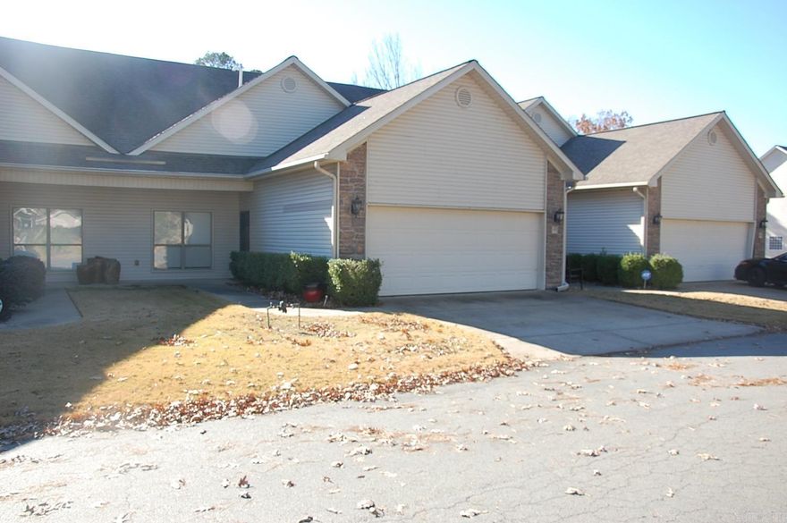 THIS BEAUTIFUL 2 BR 2 BA CONDO IS ONE LEVEL WITH HARWOOD FLOORS , 10 FT CEILINGS AND CROWN MOULDING.....HAS BEEN FRESHLY PAINTED WITH LIGHT AND AIRY COLOR..... IT  OPENS UP TO  GREAT ROOM AND KITCHEN/DINING THAT  HAS ABUNDANT NATURAL LIGHT.....FIREPLACE WITH GAS LOGS.....SPACIOUS DINING AREA AND BAR WITH ROOM FOR AMPLE SEATING....GREAT FOR ENTERTAINING AND THE KITCHEN HAS LOADS OF COUNTER SPACE AND LOTS OF CABINETS WITH A PANTRY.....PRIMARY  BR IS LARGE WITH NICE BATH W/ TUB AND WALK IN SHOWER...HUGE CLOSET. .....GUEST BR IS LARGE AS WELL WITH PRIVATE BATH..DECK OFF THE LIVING AREA....2 CAR GARAGE....CLOSE TO POOL AND GOLF COURSE....A MUST SEE...GET APPT TO SEE NOW!