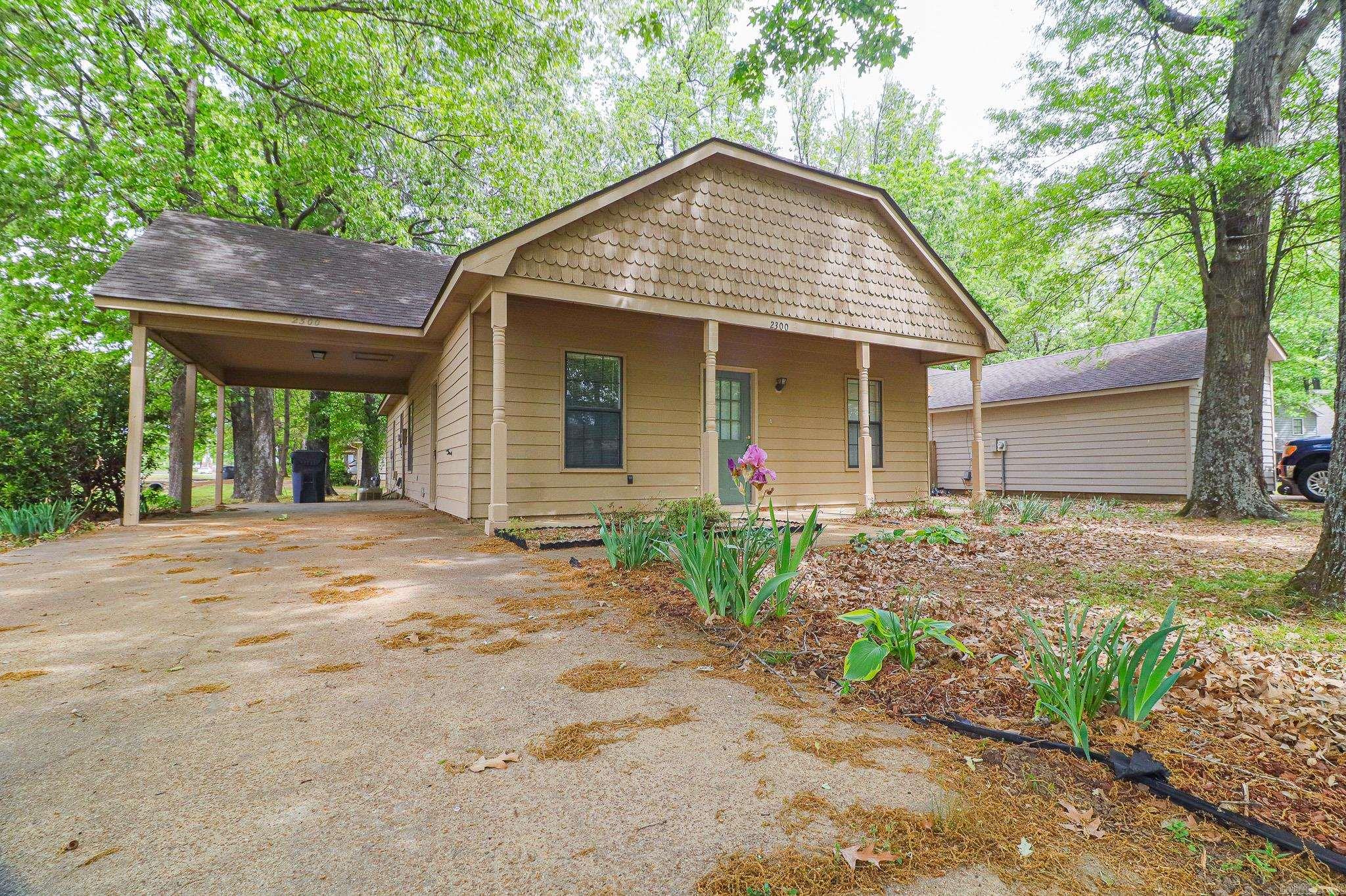 Fox Meadow Village - Residential