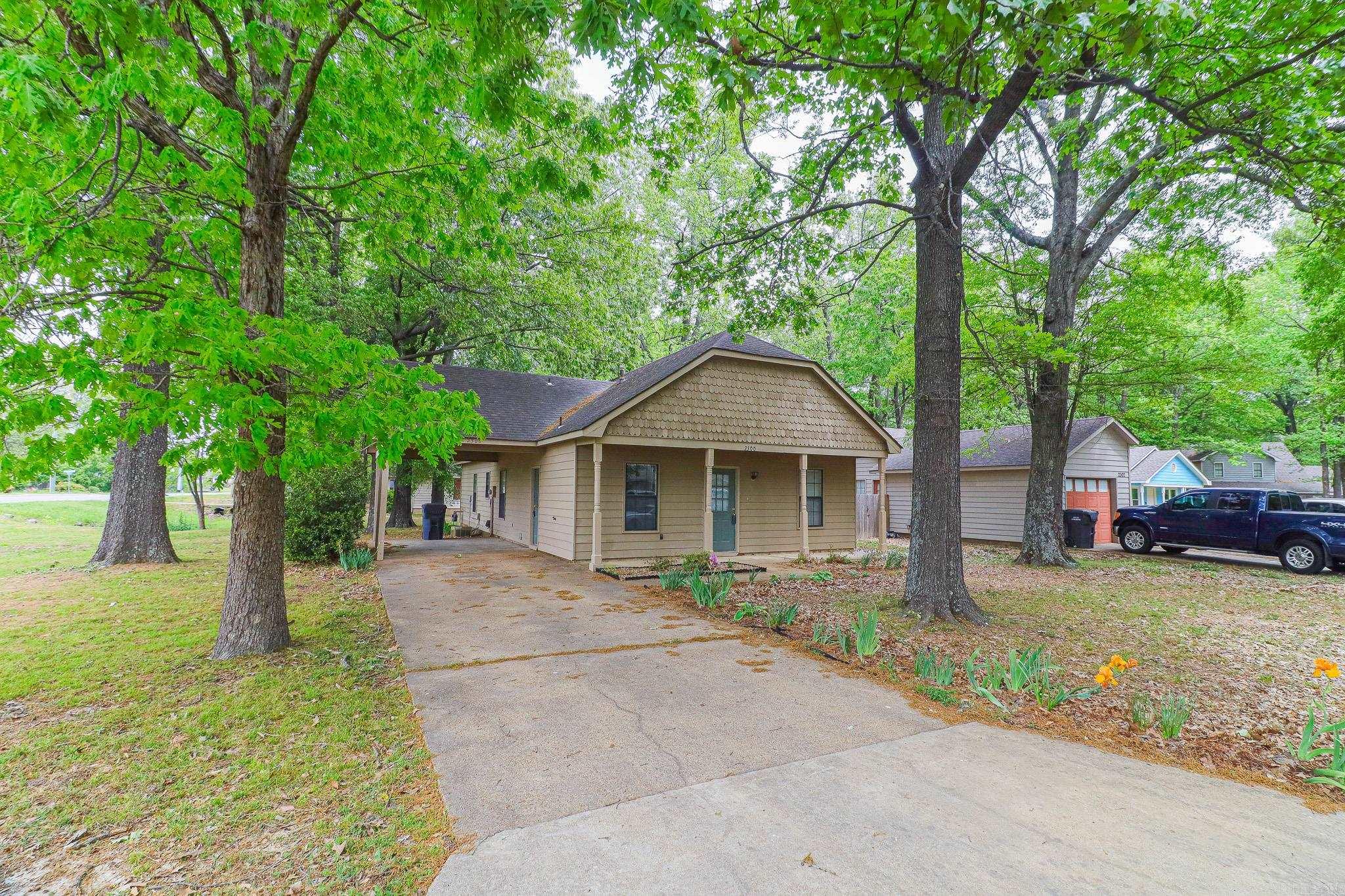 Fox Meadow Village - Residential