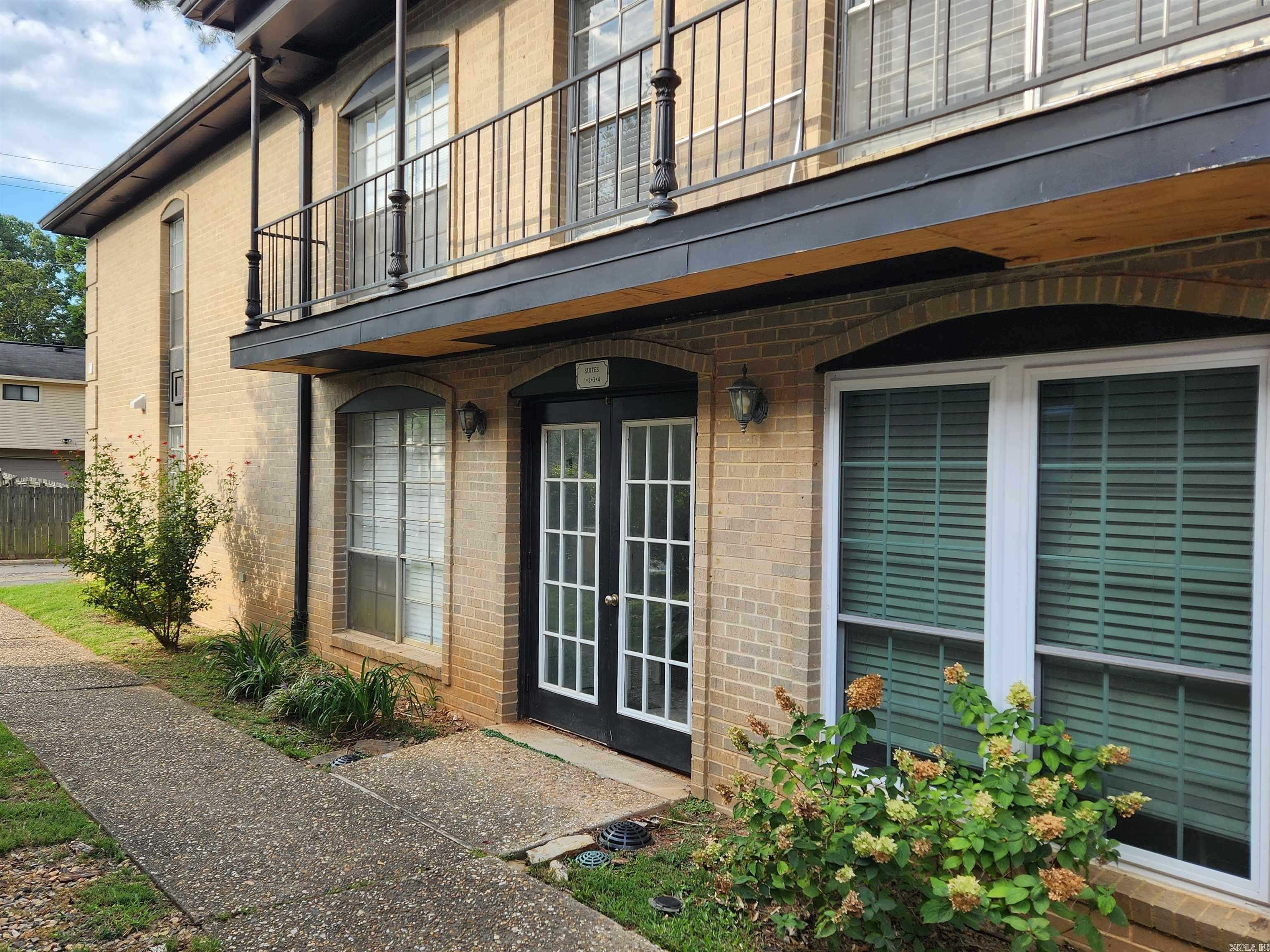 Windsor Garden Condominiums - Residential Lease