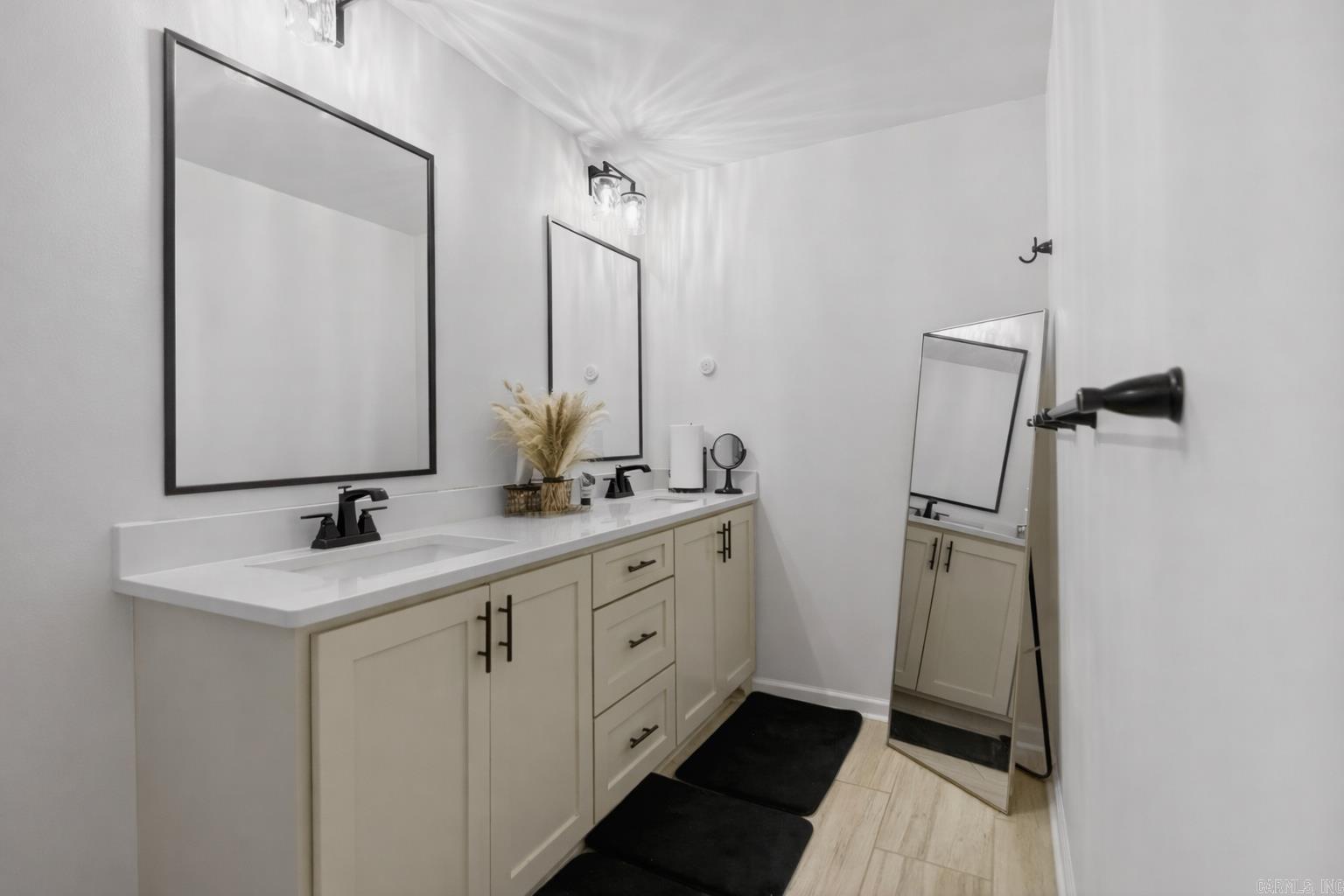 DEL REY - Residential