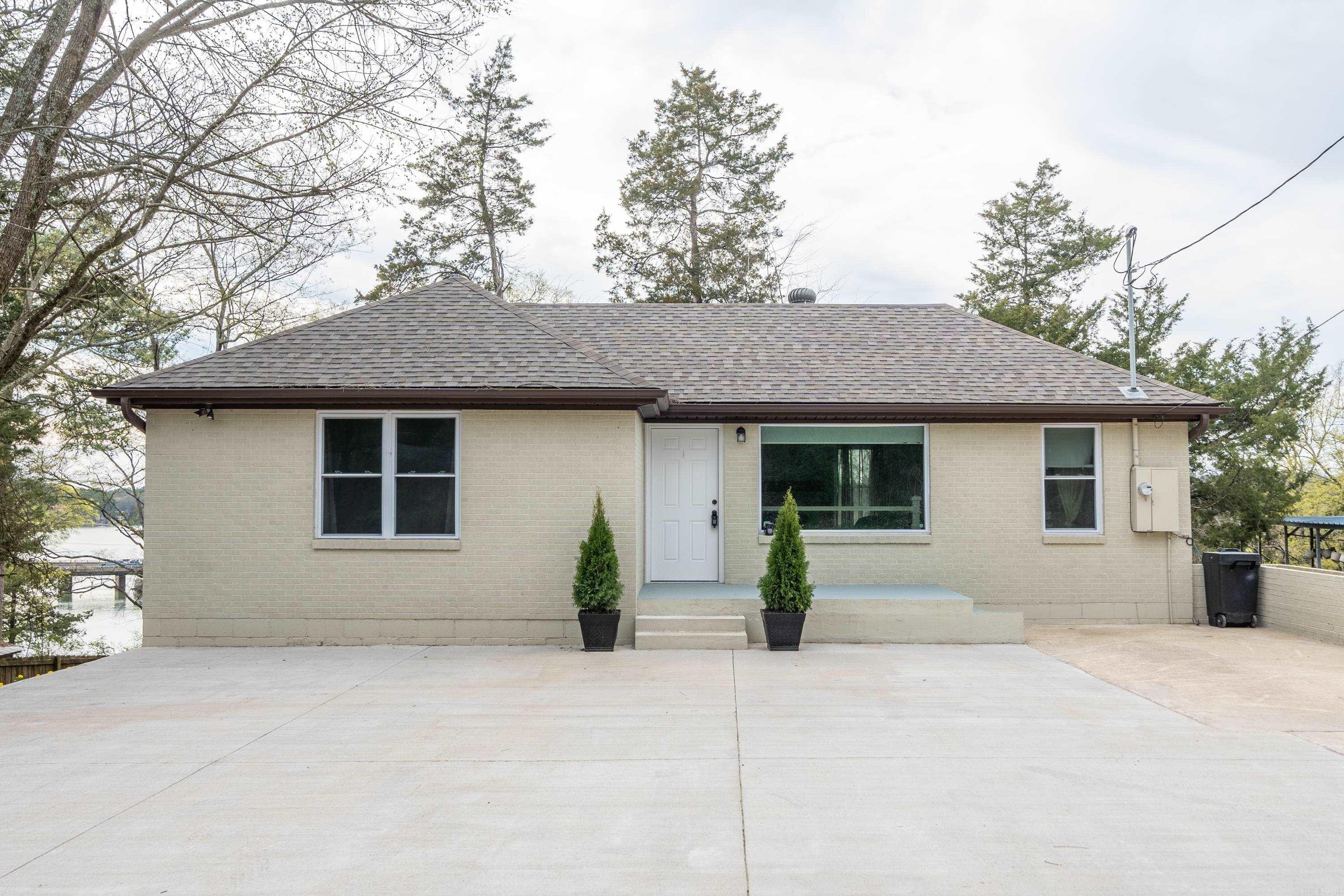 WESTWARD HO HEIGHTS - OUT - Residential