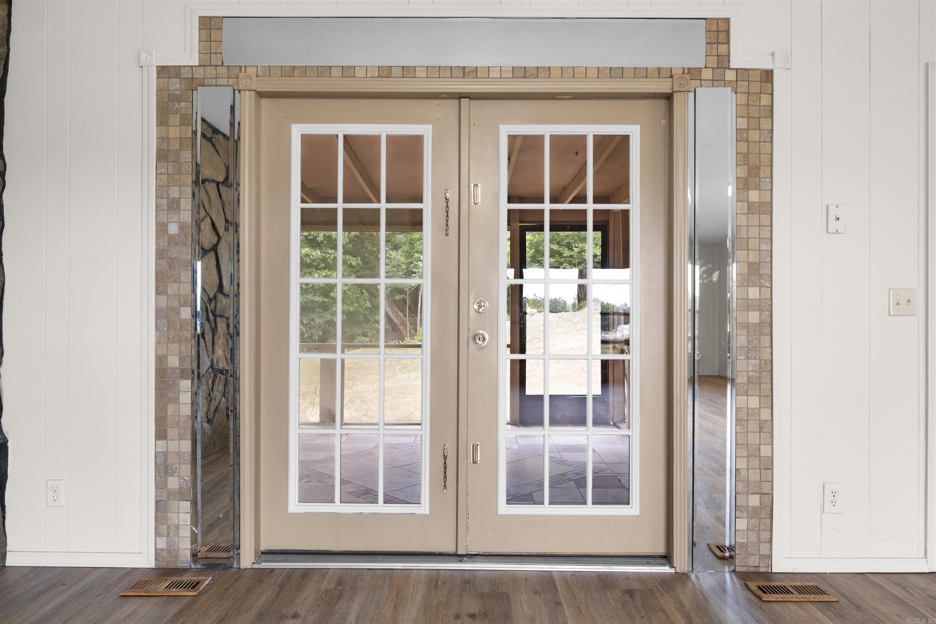 Norfork - Residential