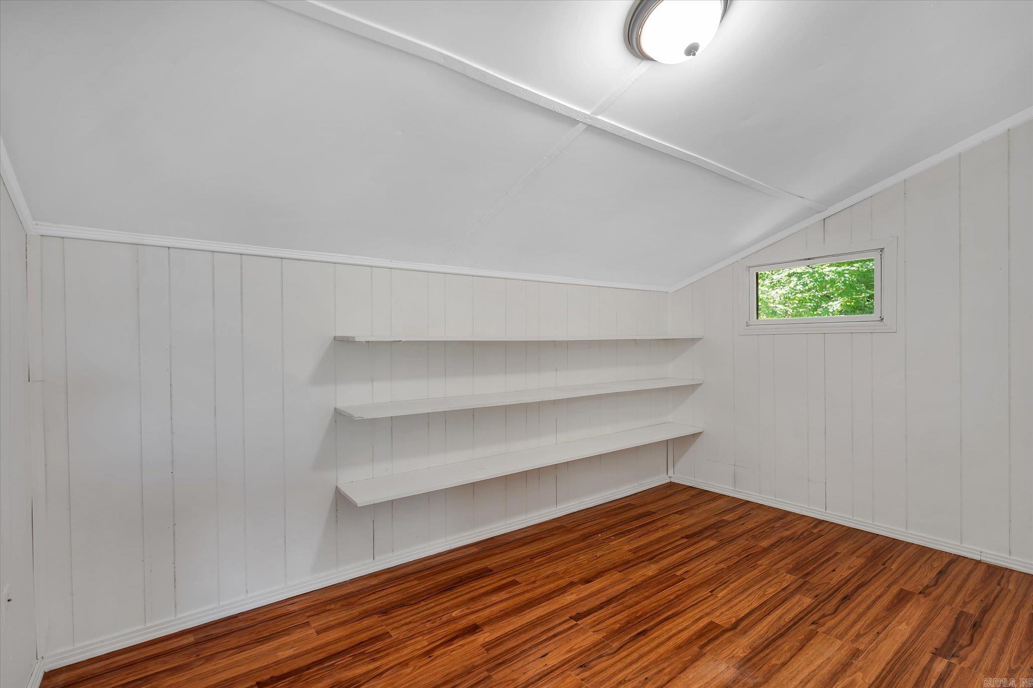 Norfork - Residential