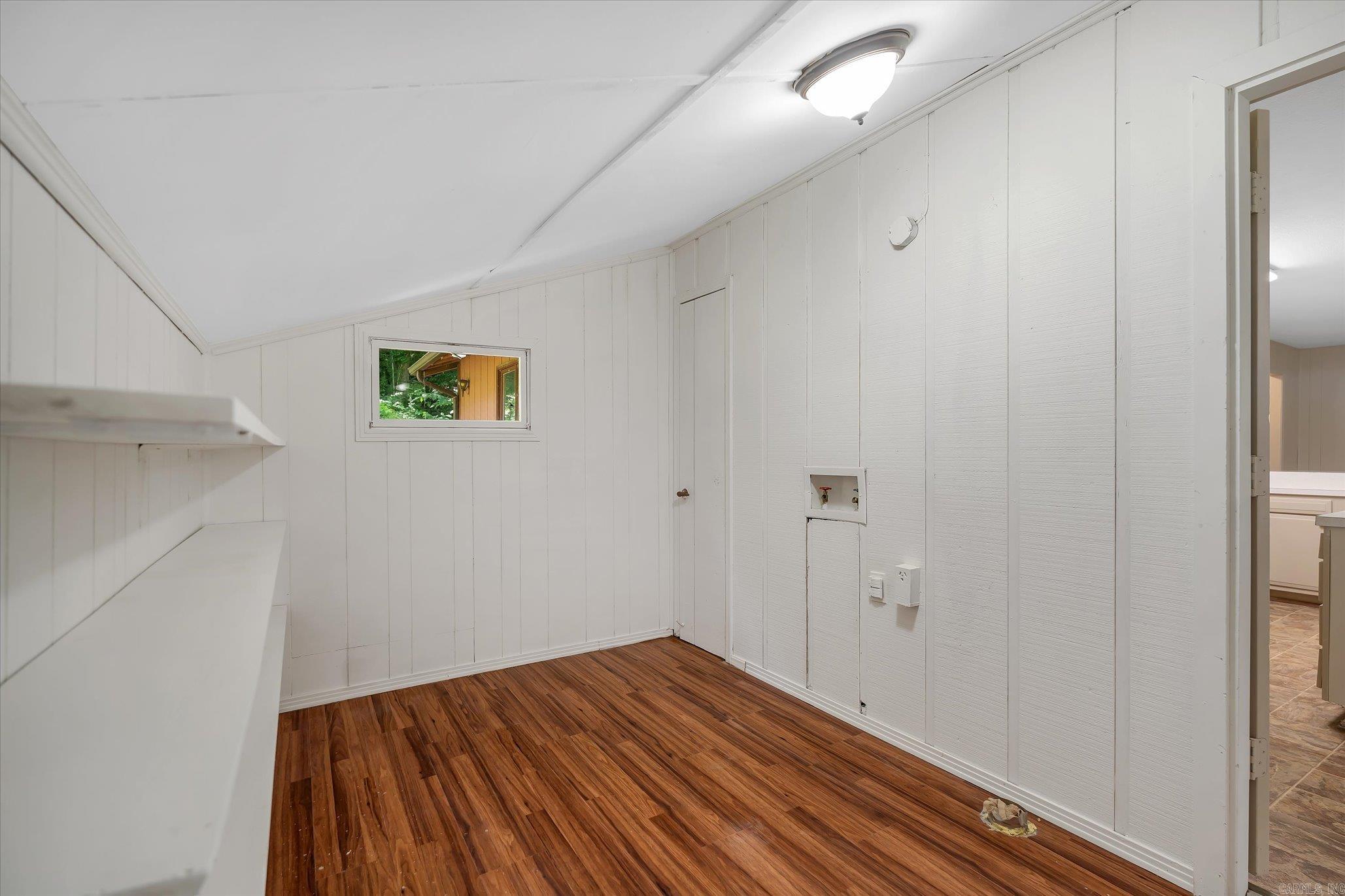 Norfork - Residential