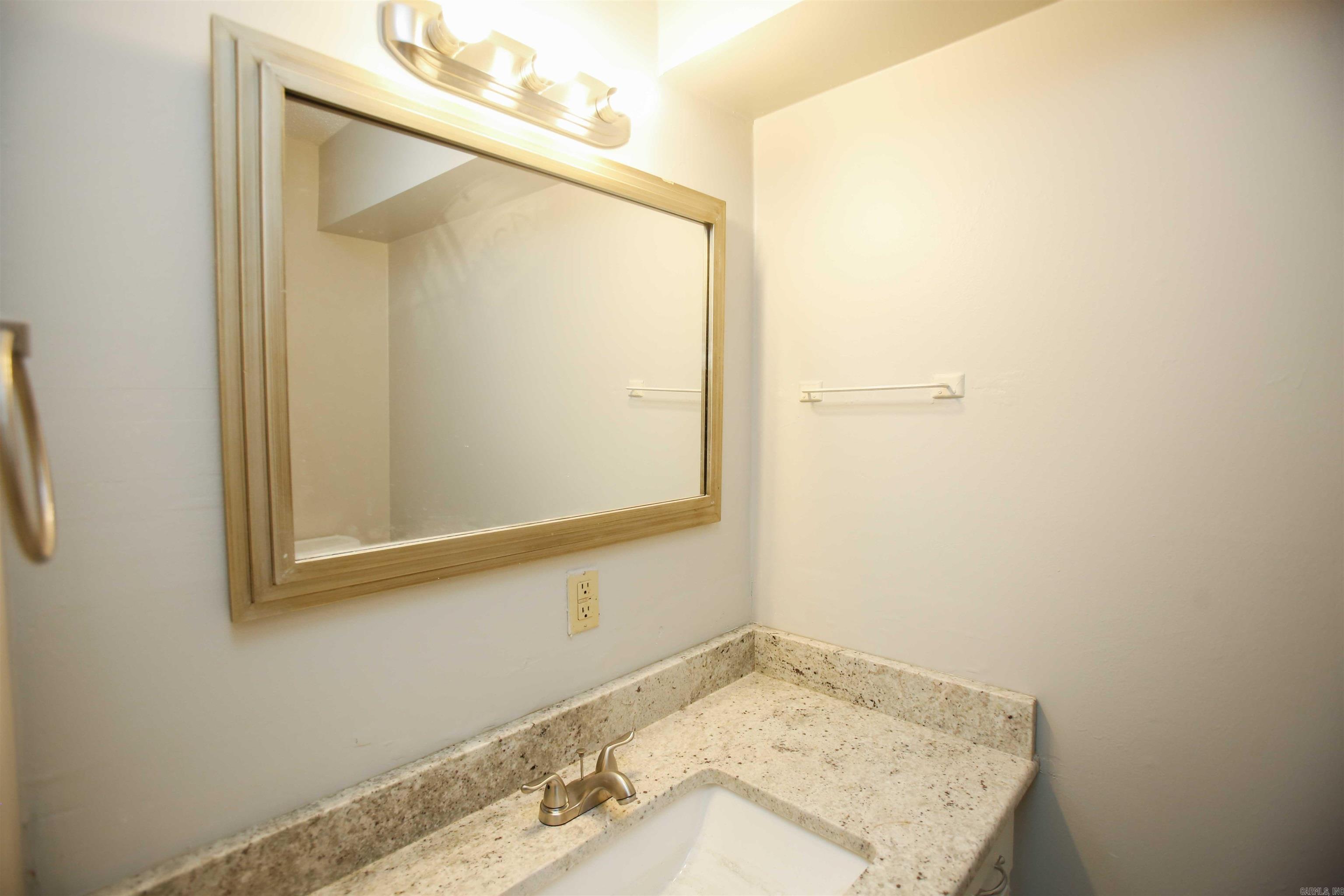 BELWOOD ADDN - Residential Lease