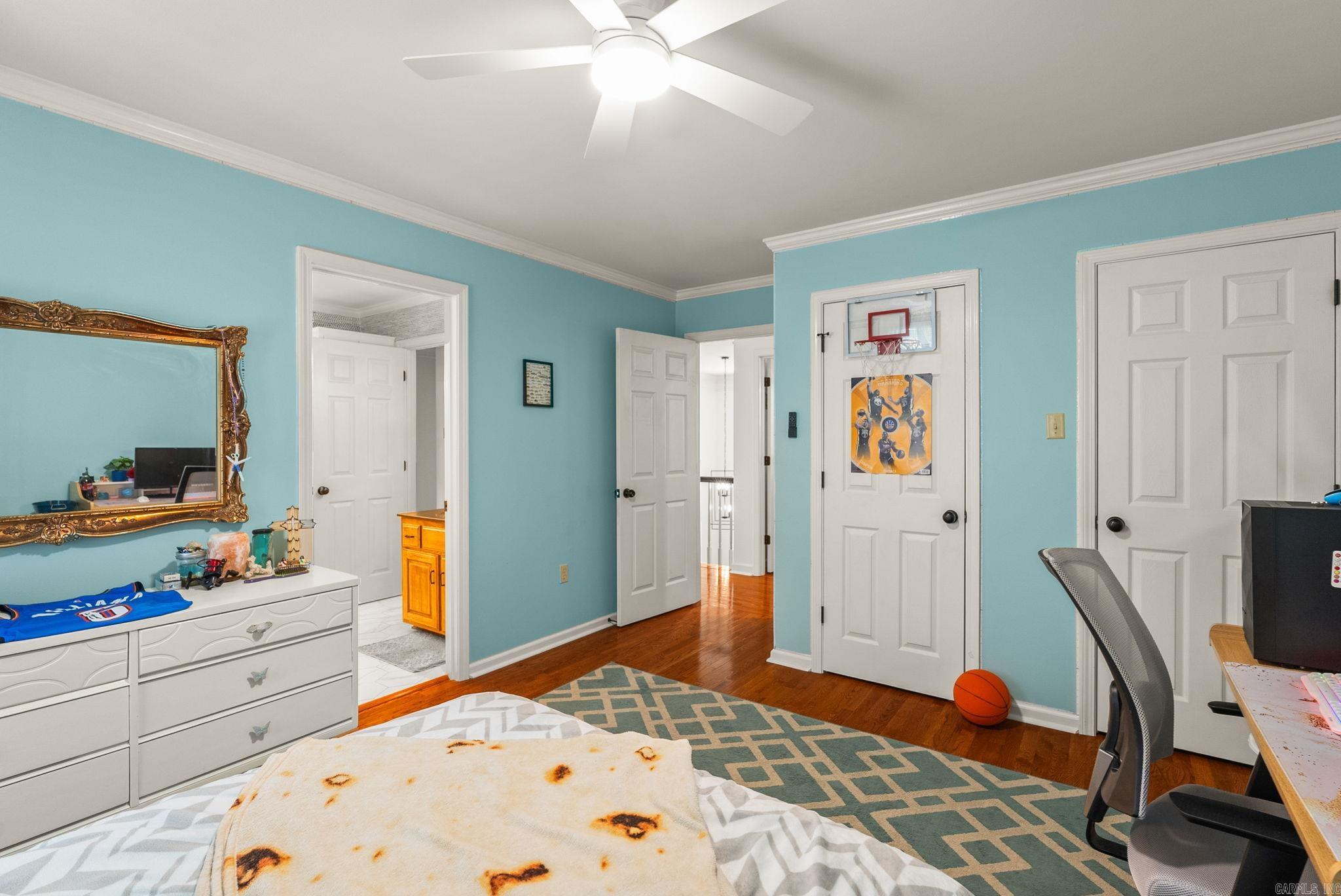 Royal Oaks - Residential
