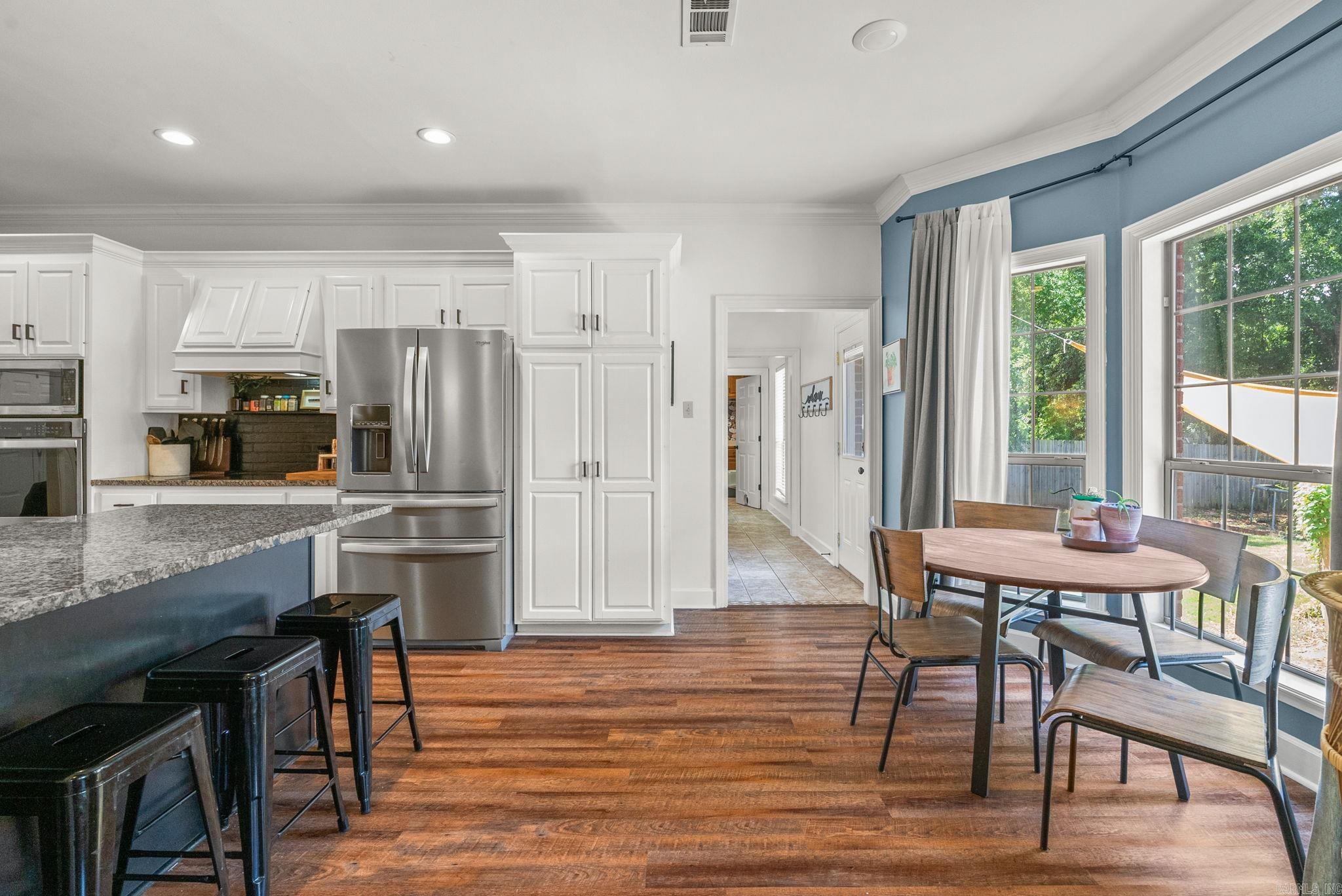 Royal Oaks - Residential