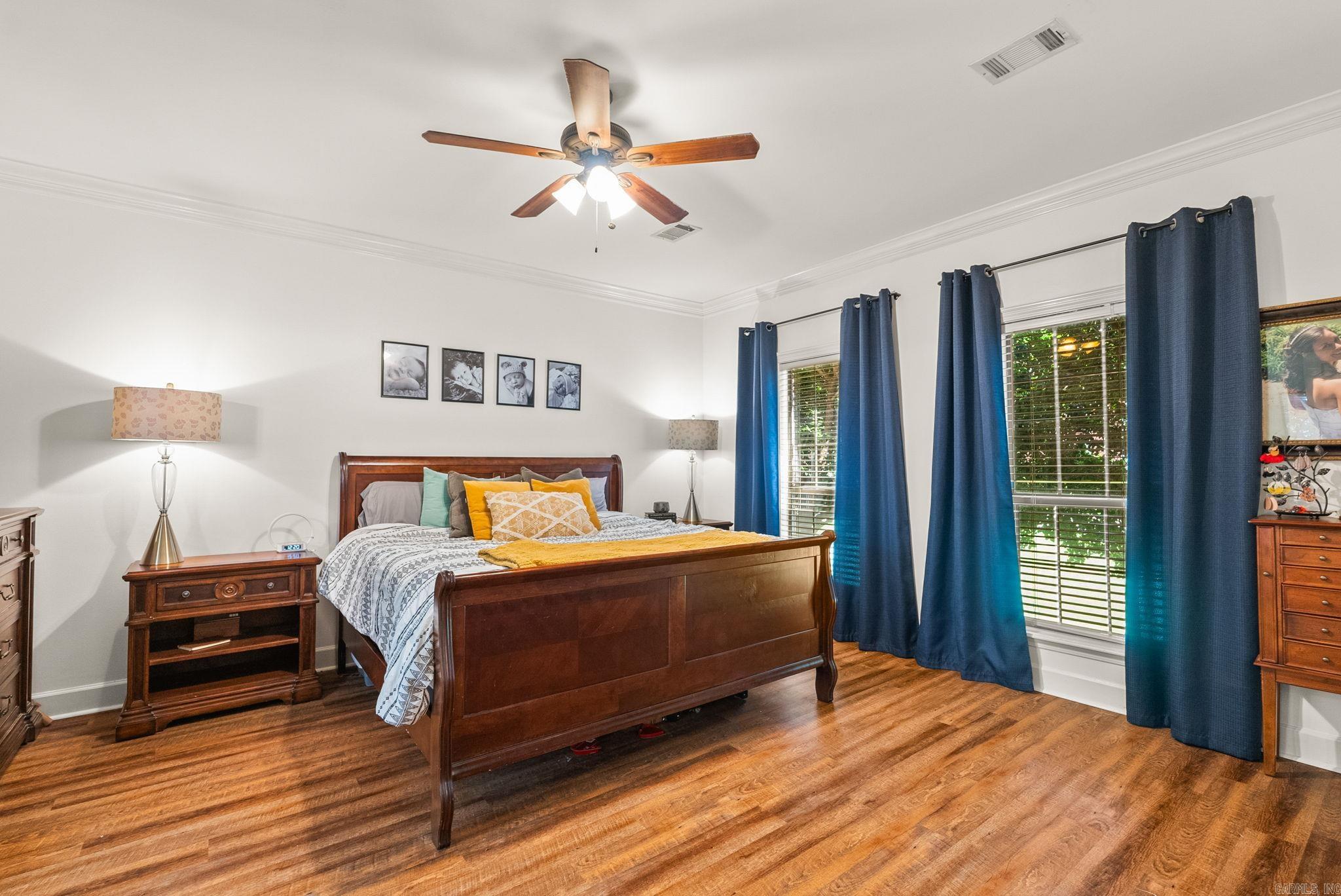 Royal Oaks - Residential