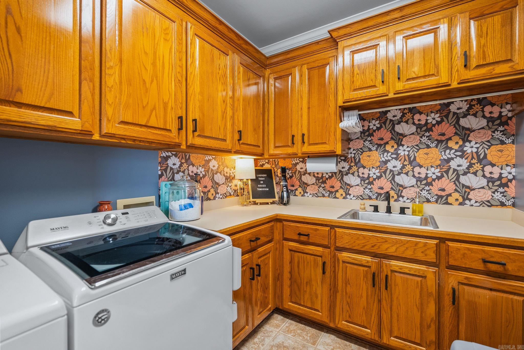 Royal Oaks - Residential