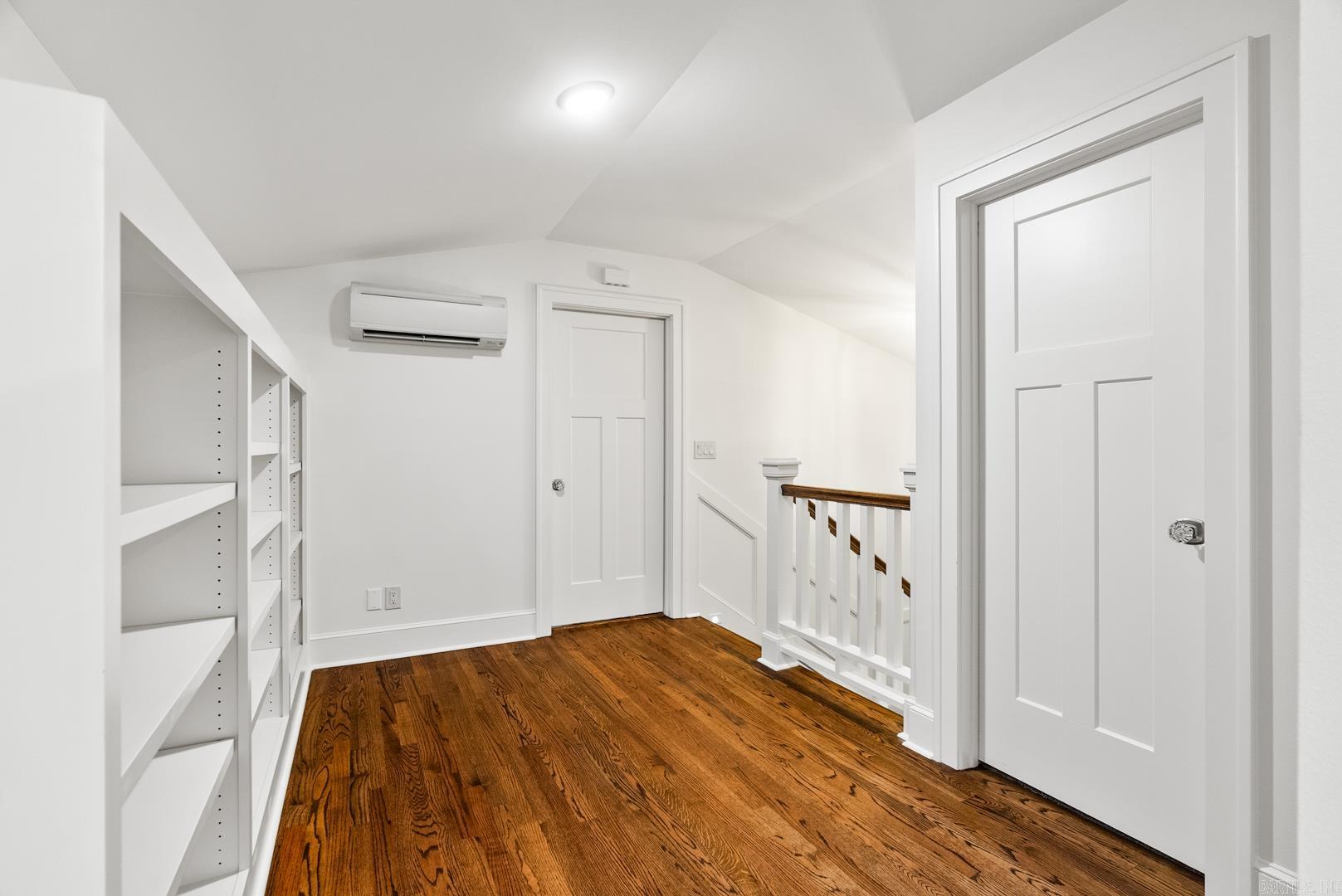 Newtons - Residential