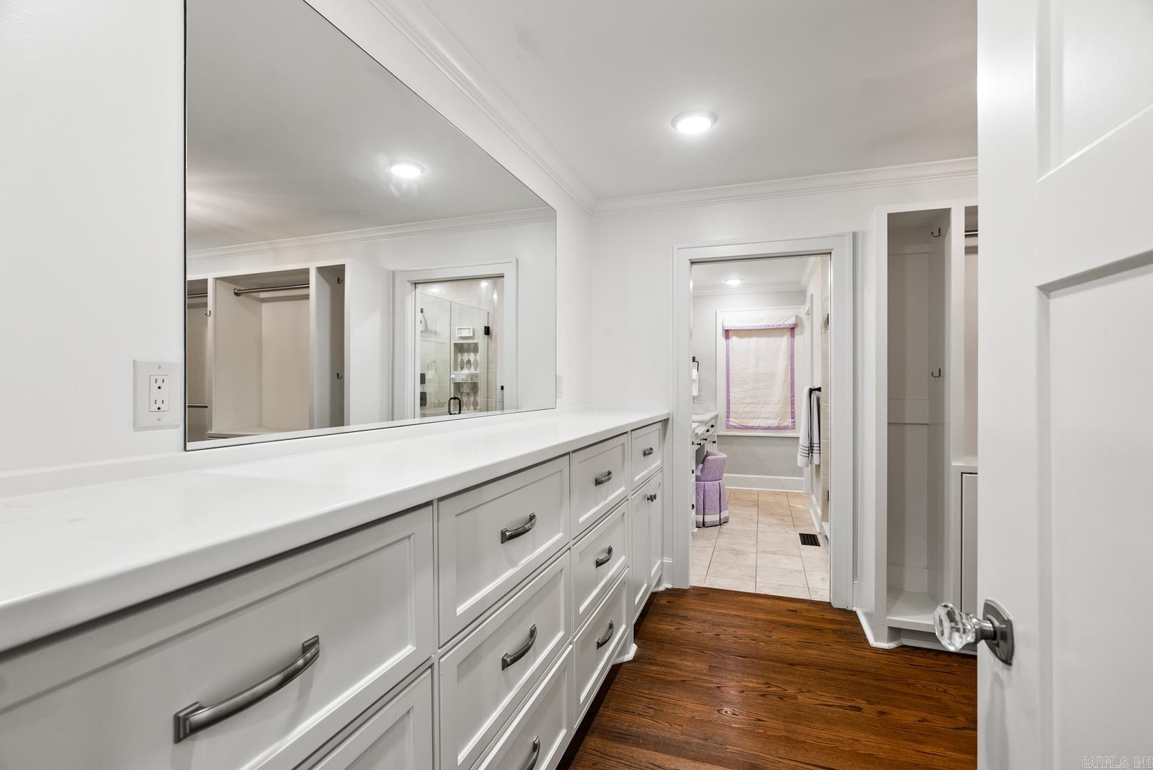 Newtons - Residential