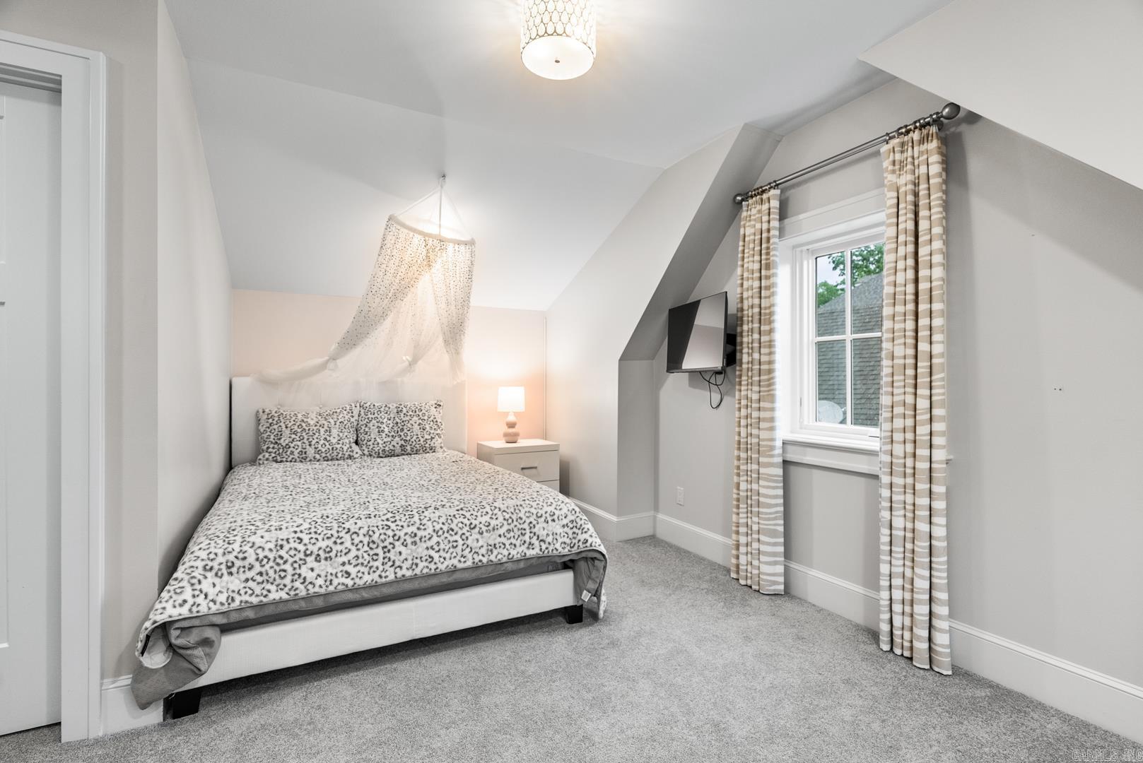 Newtons - Residential