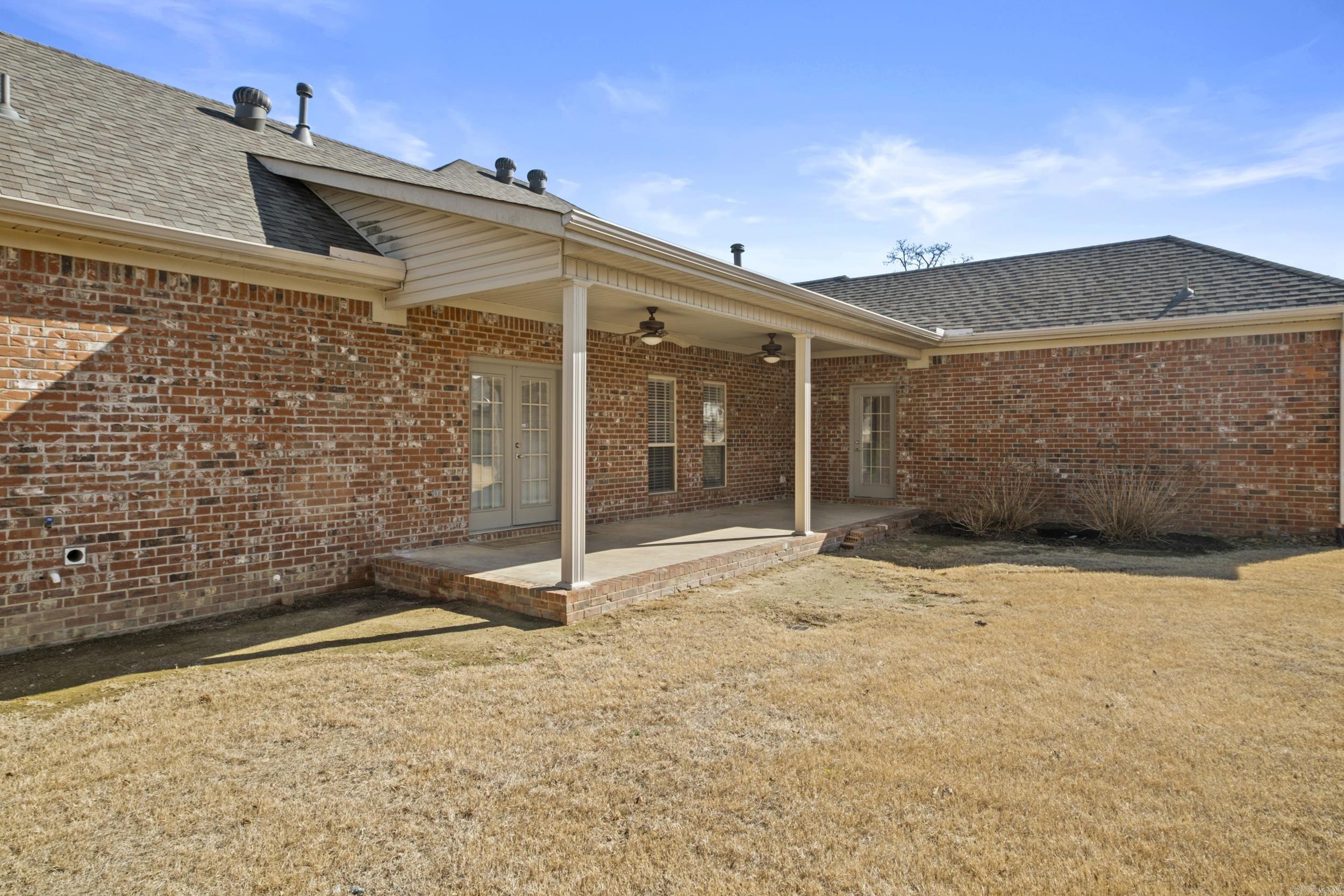 MILLERS CROSSING - Residential