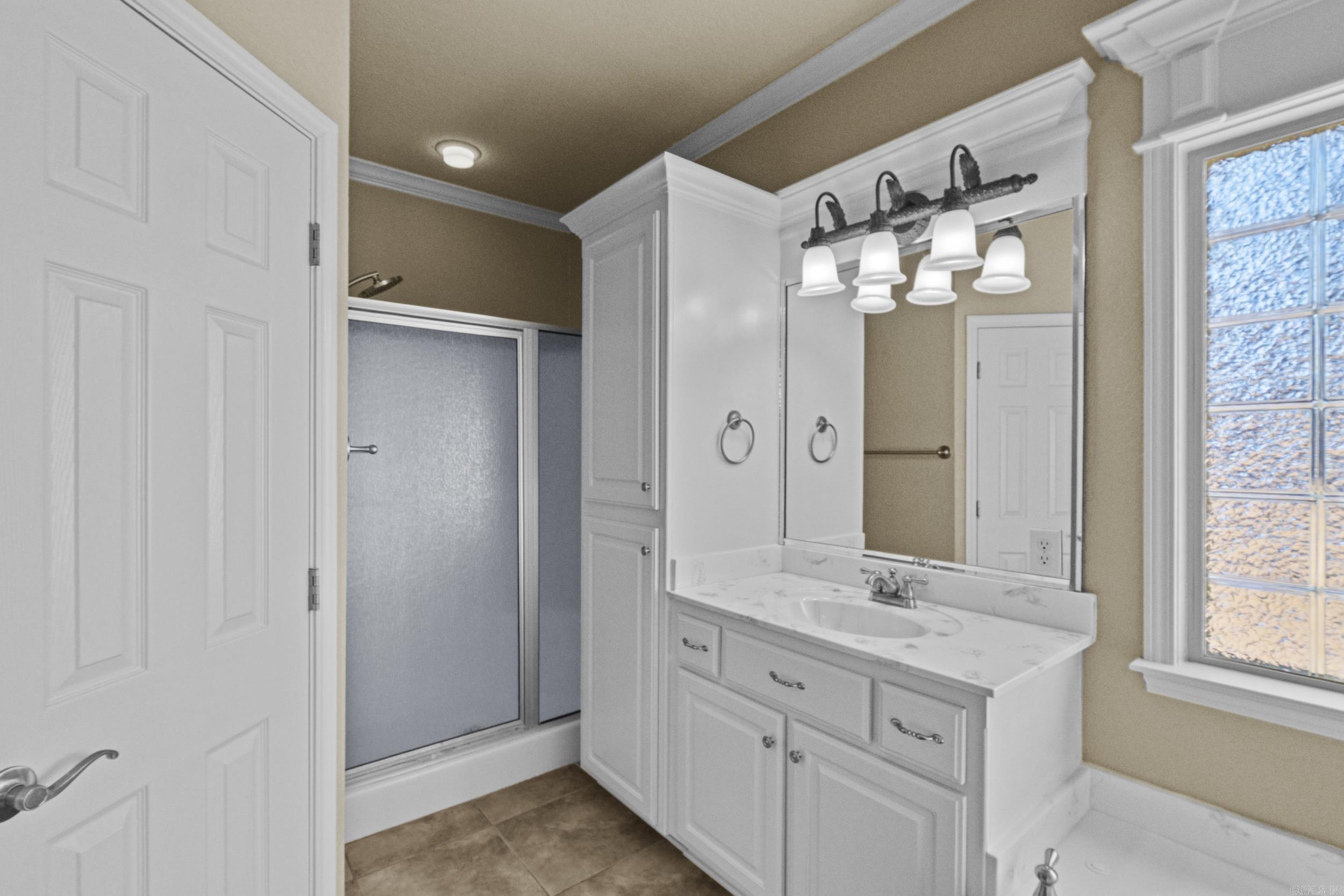 MILLERS CROSSING - Residential