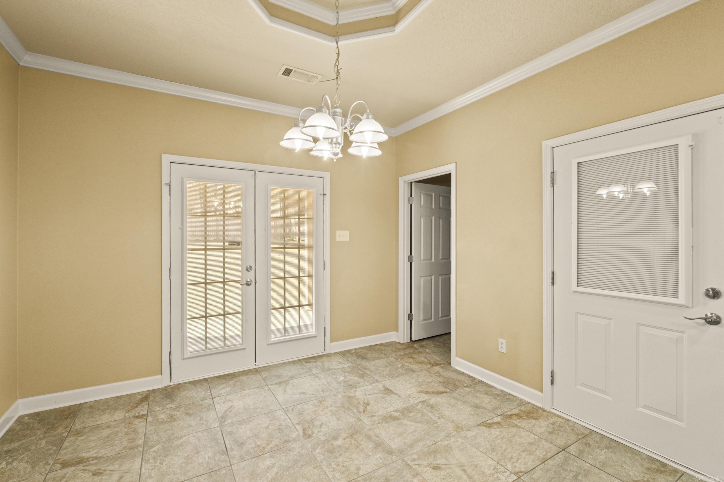 MILLERS CROSSING - Residential