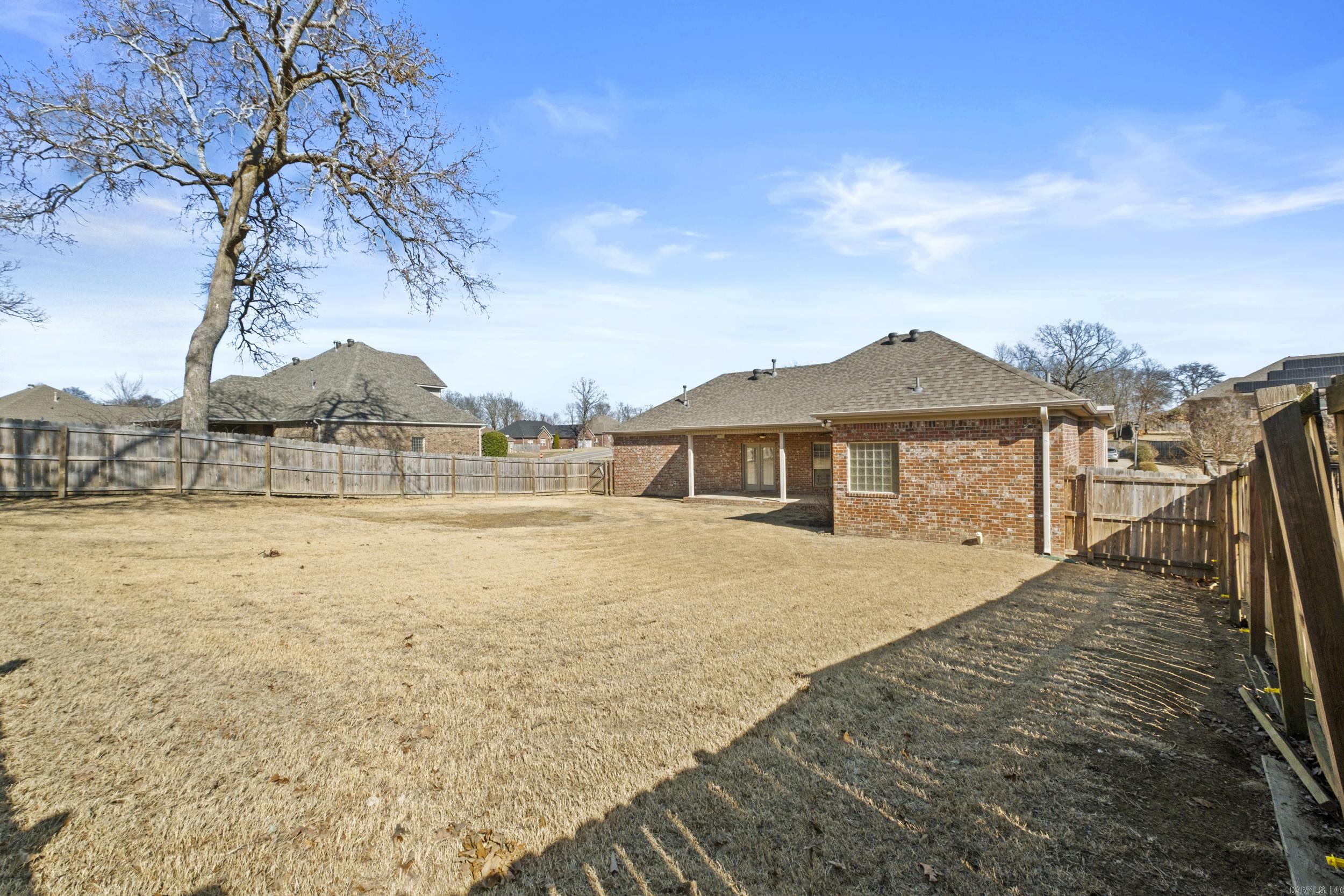 MILLERS CROSSING - Residential