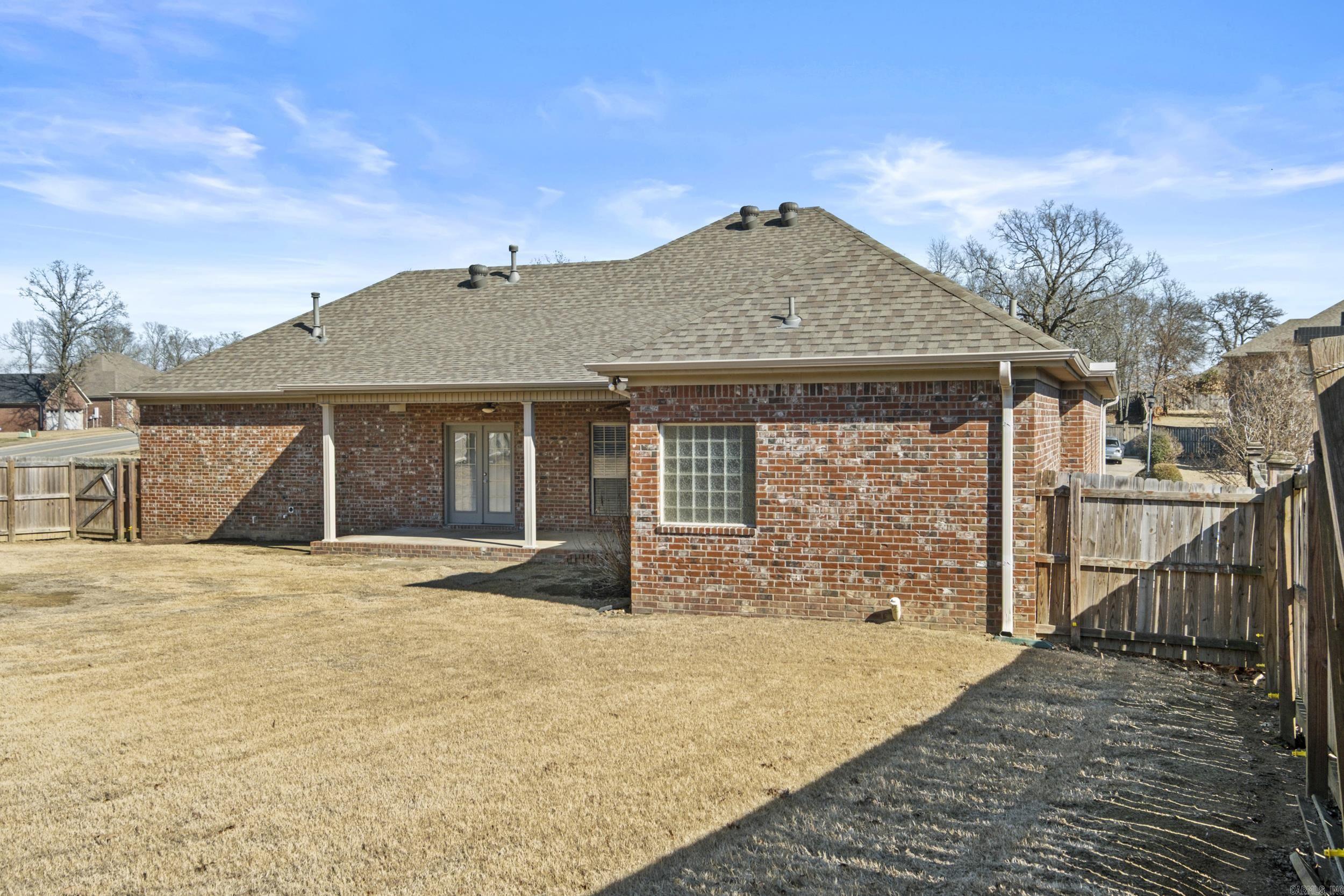 MILLERS CROSSING - Residential