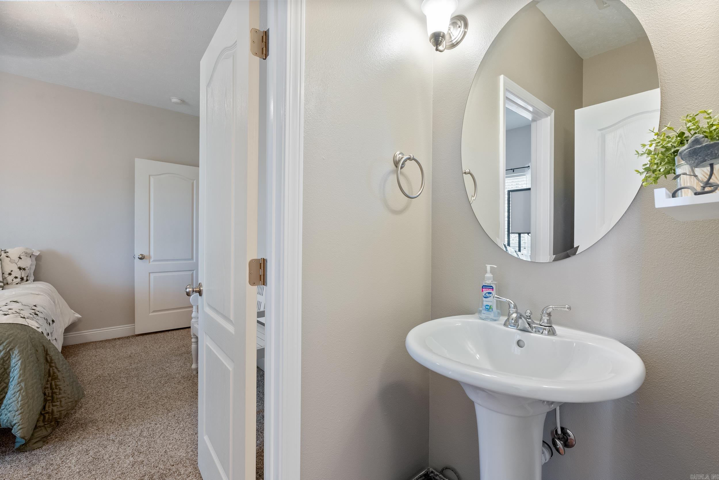 RIVER RANCH - Residential