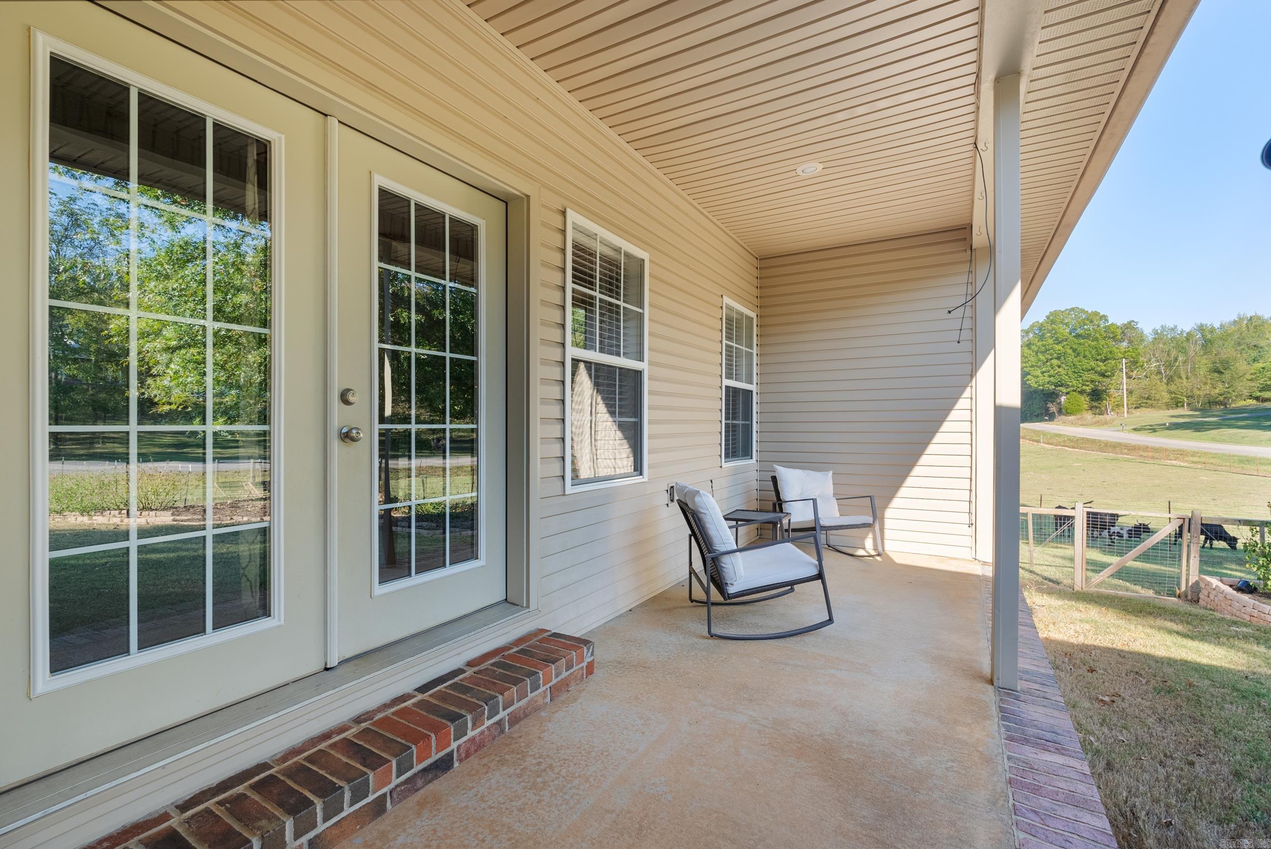 RIVER RANCH - Residential