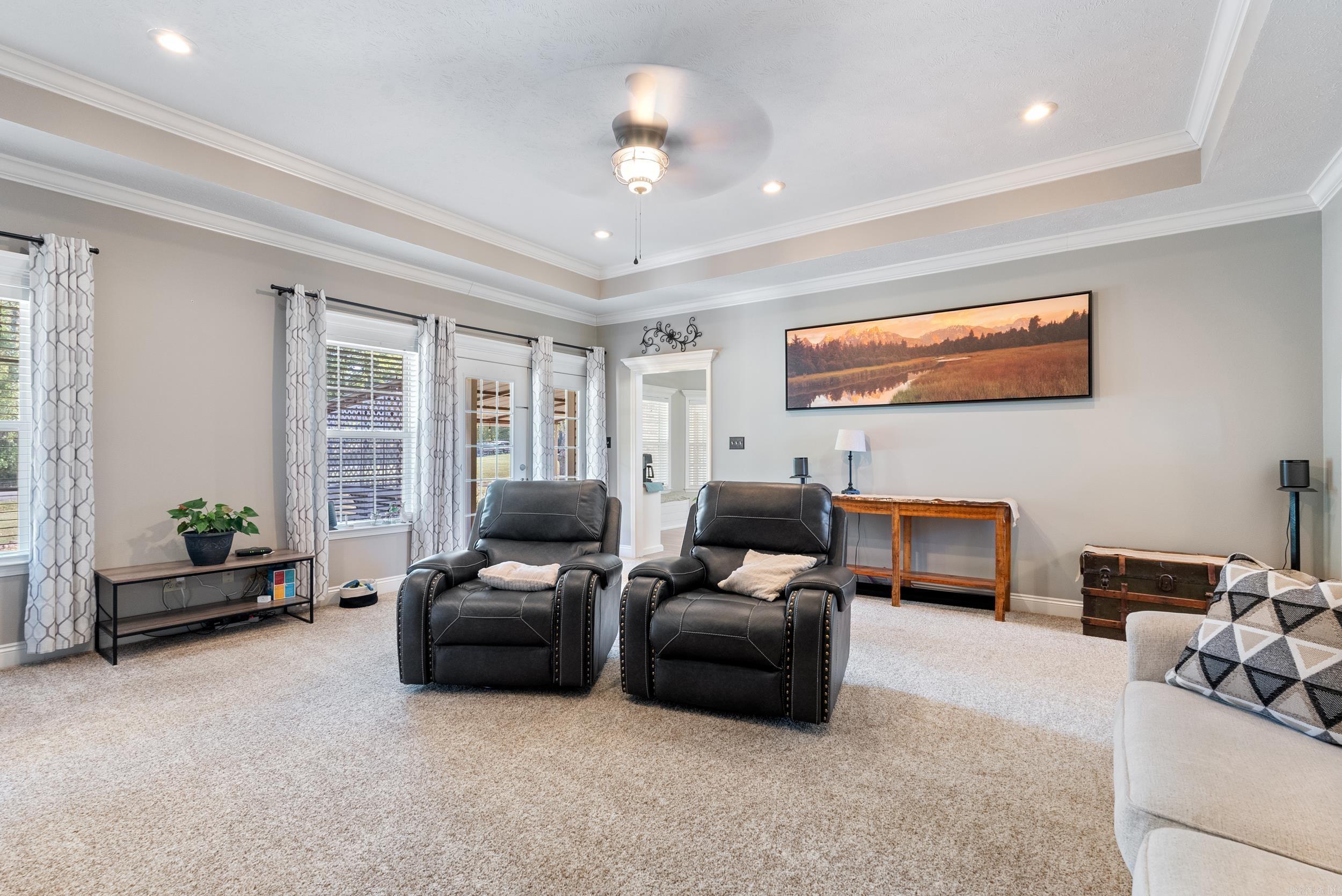 RIVER RANCH - Residential