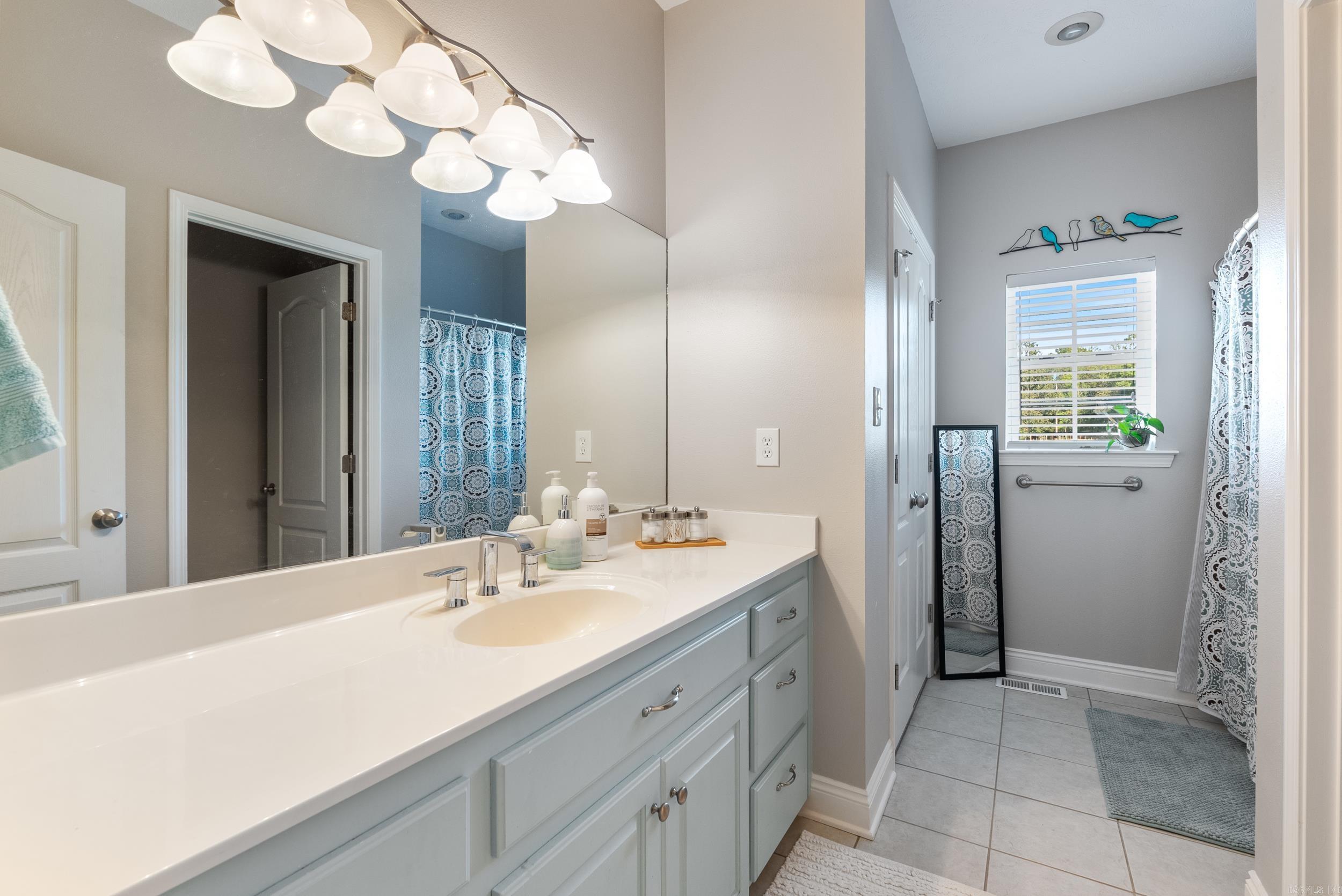 RIVER RANCH - Residential