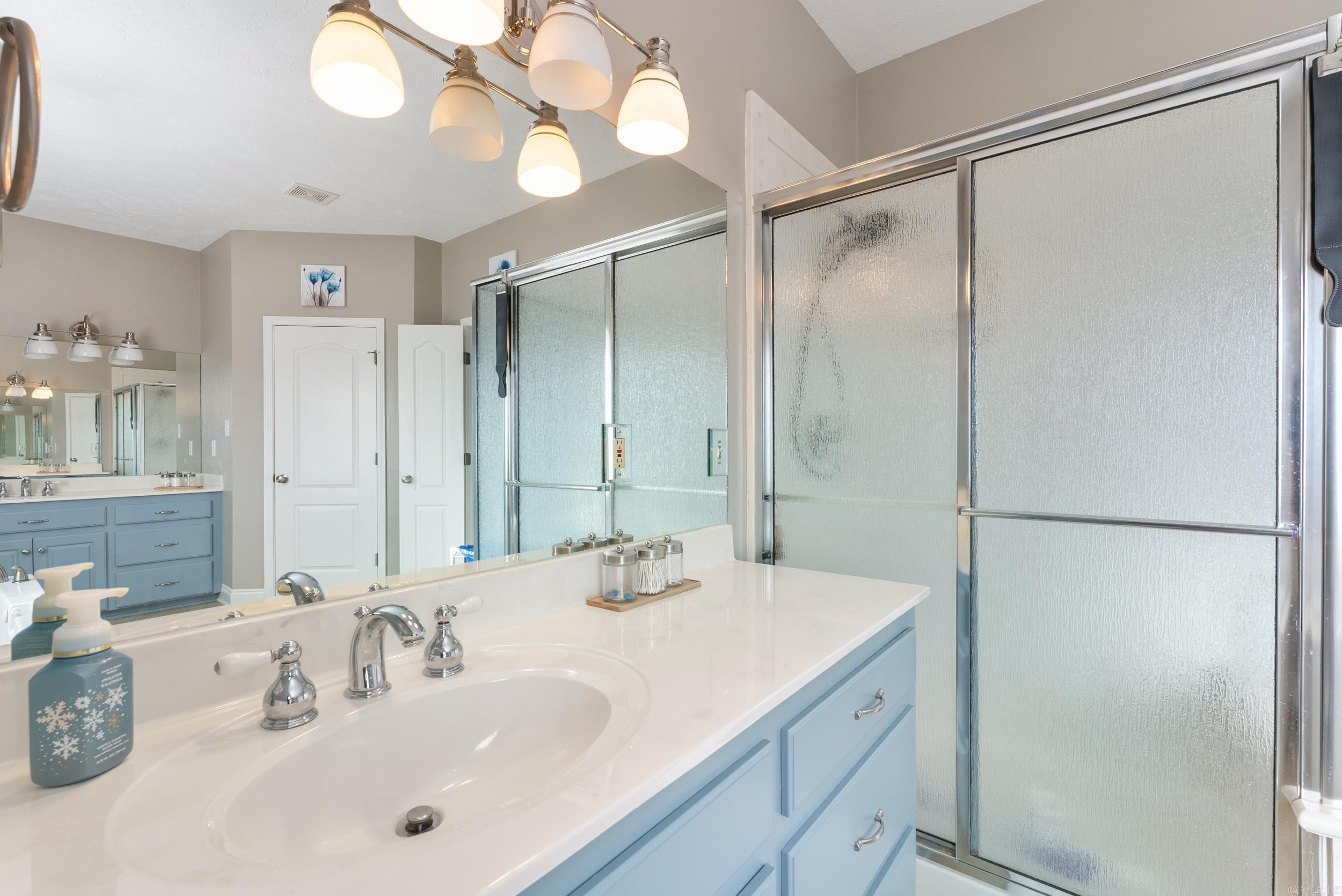 RIVER RANCH - Residential