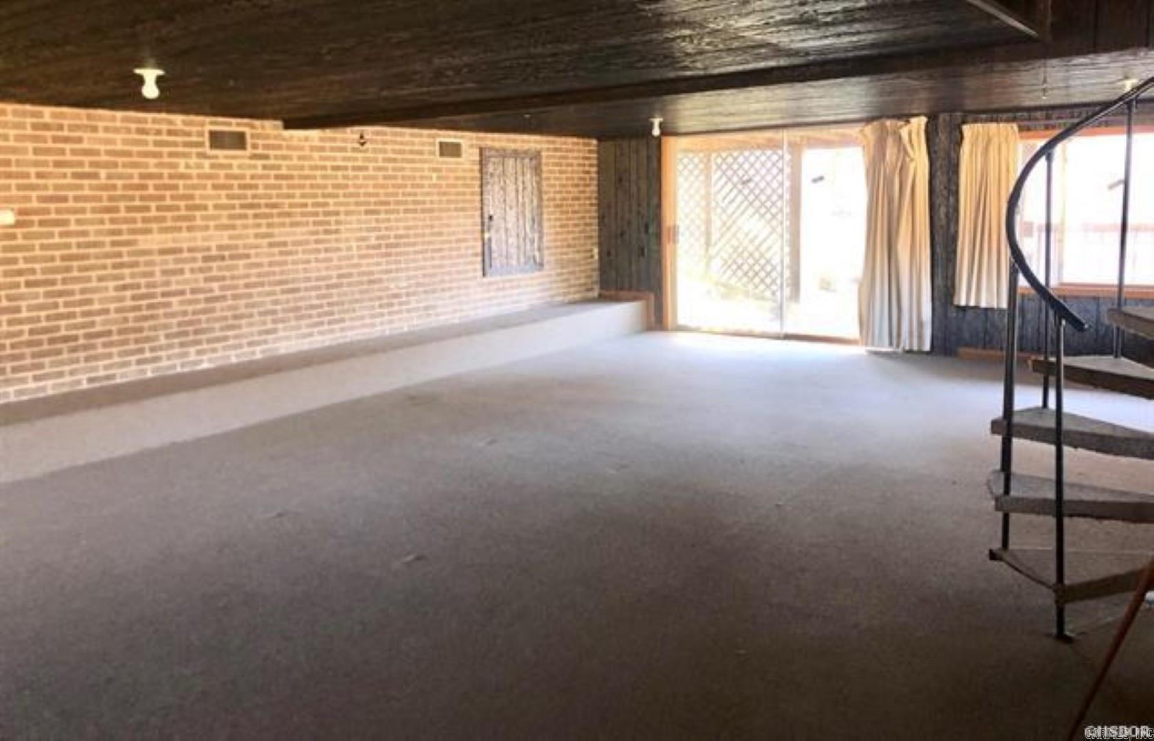 Burk Wall Point - Residential