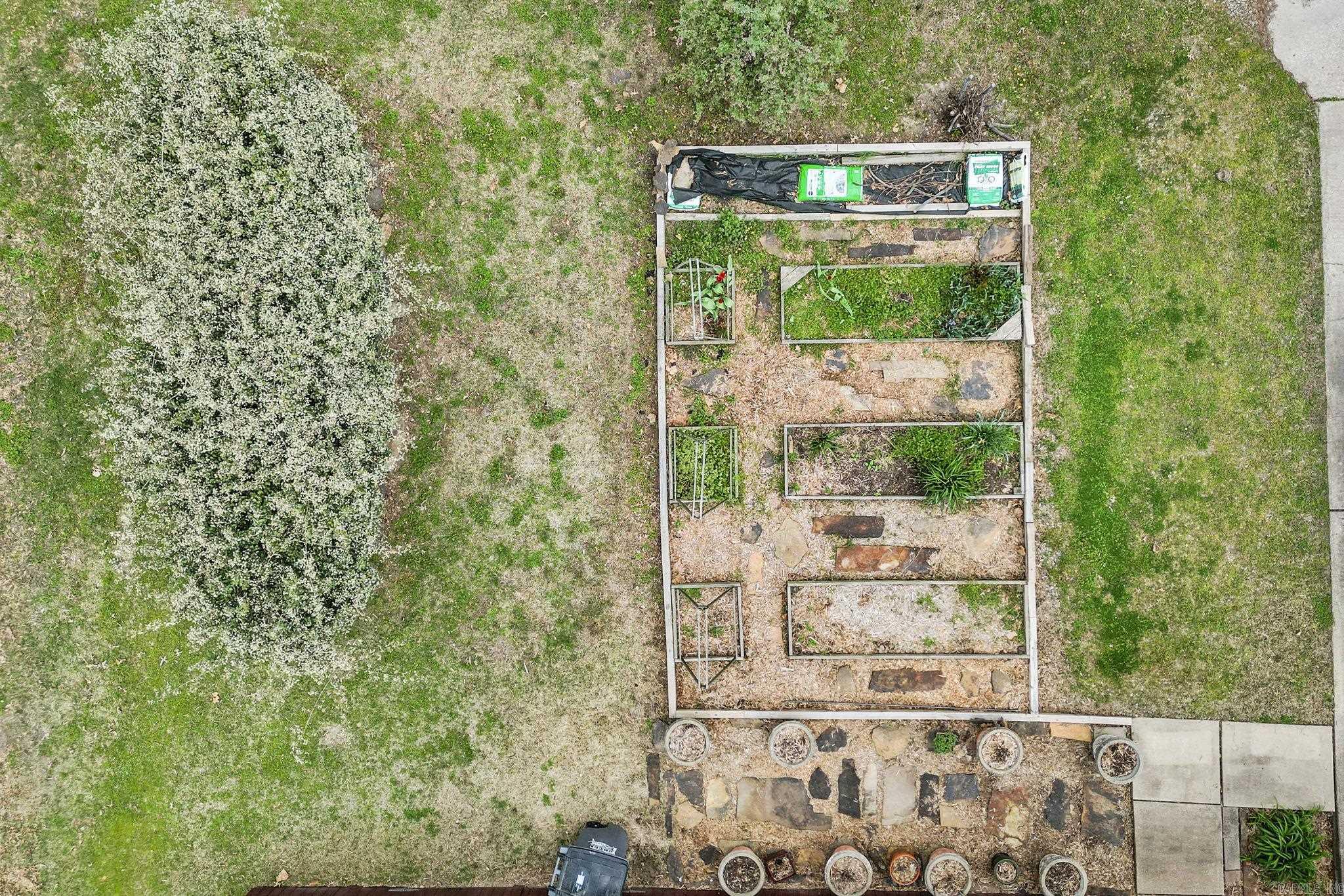 LAUREL HEIGHTS ADD - Residential