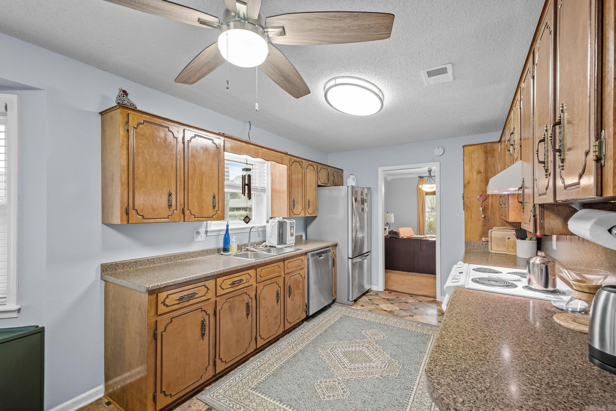 LAUREL HEIGHTS ADD - Residential