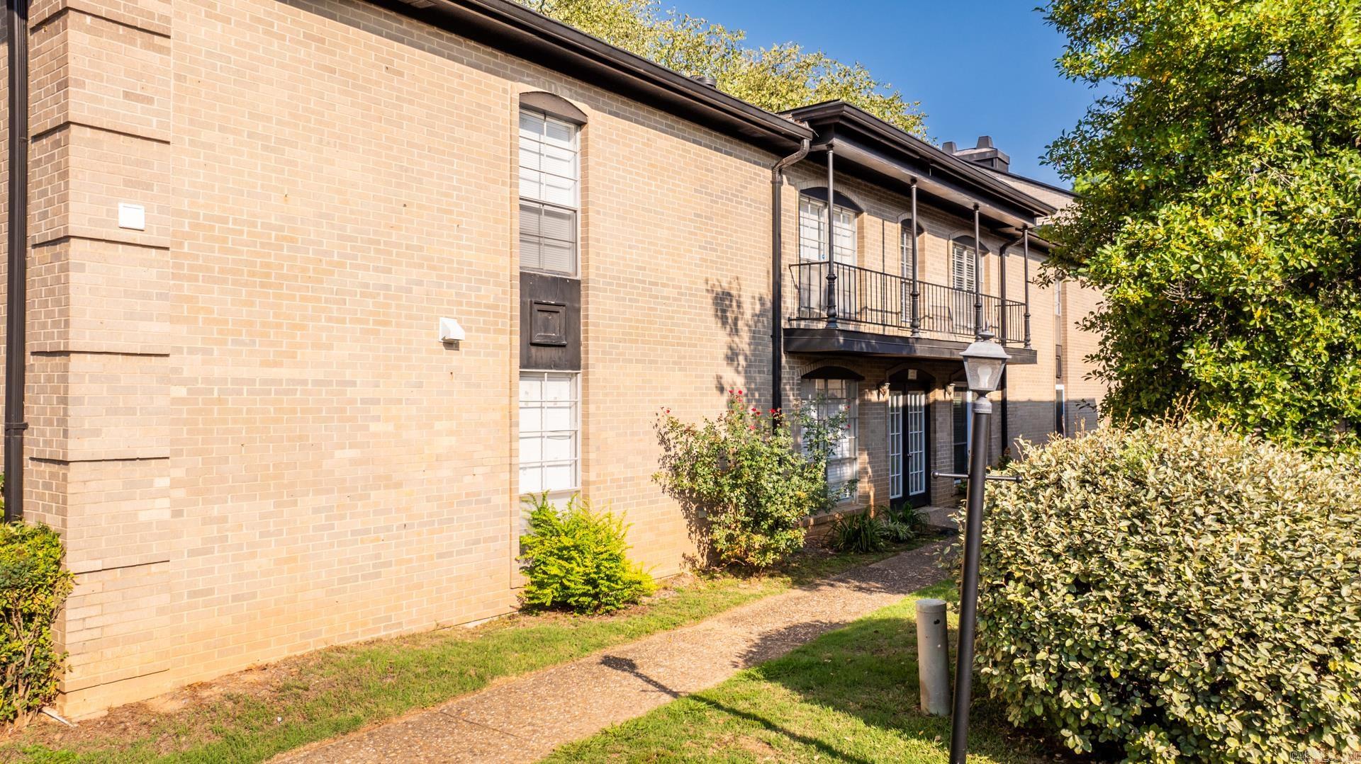 Windsor Garden Condominiums - Residential