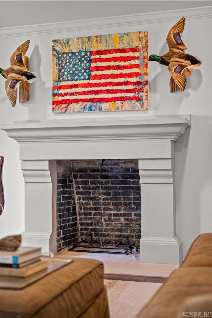 RIVERVIEW MANOR - Residential