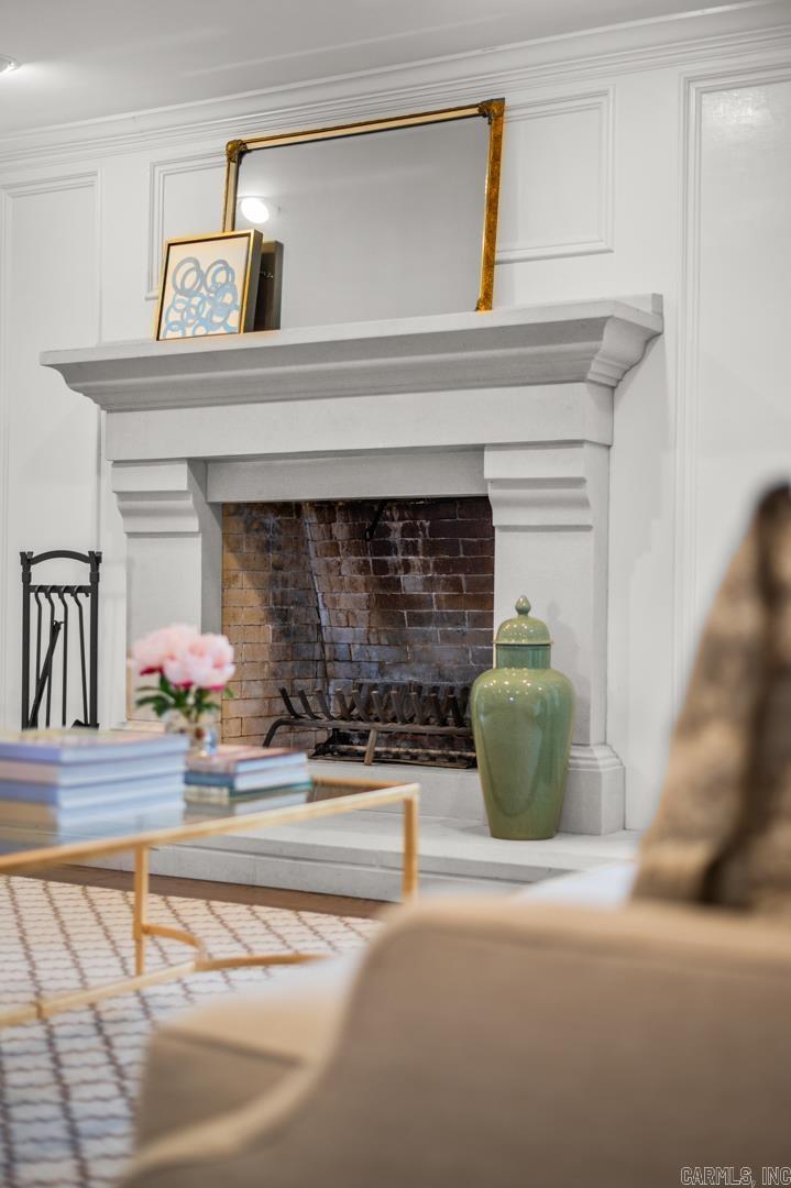 RIVERVIEW MANOR - Residential