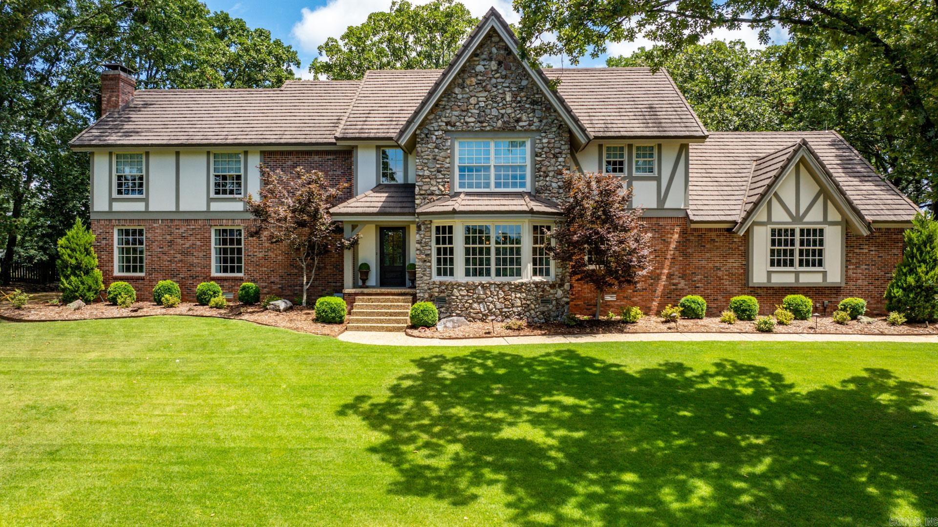 RIVERVIEW MANOR - Residential