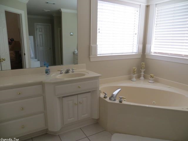 COUNTRY CLUB OF ARK THE - Residential