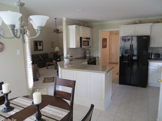 COUNTRY CLUB OF ARK THE - Residential