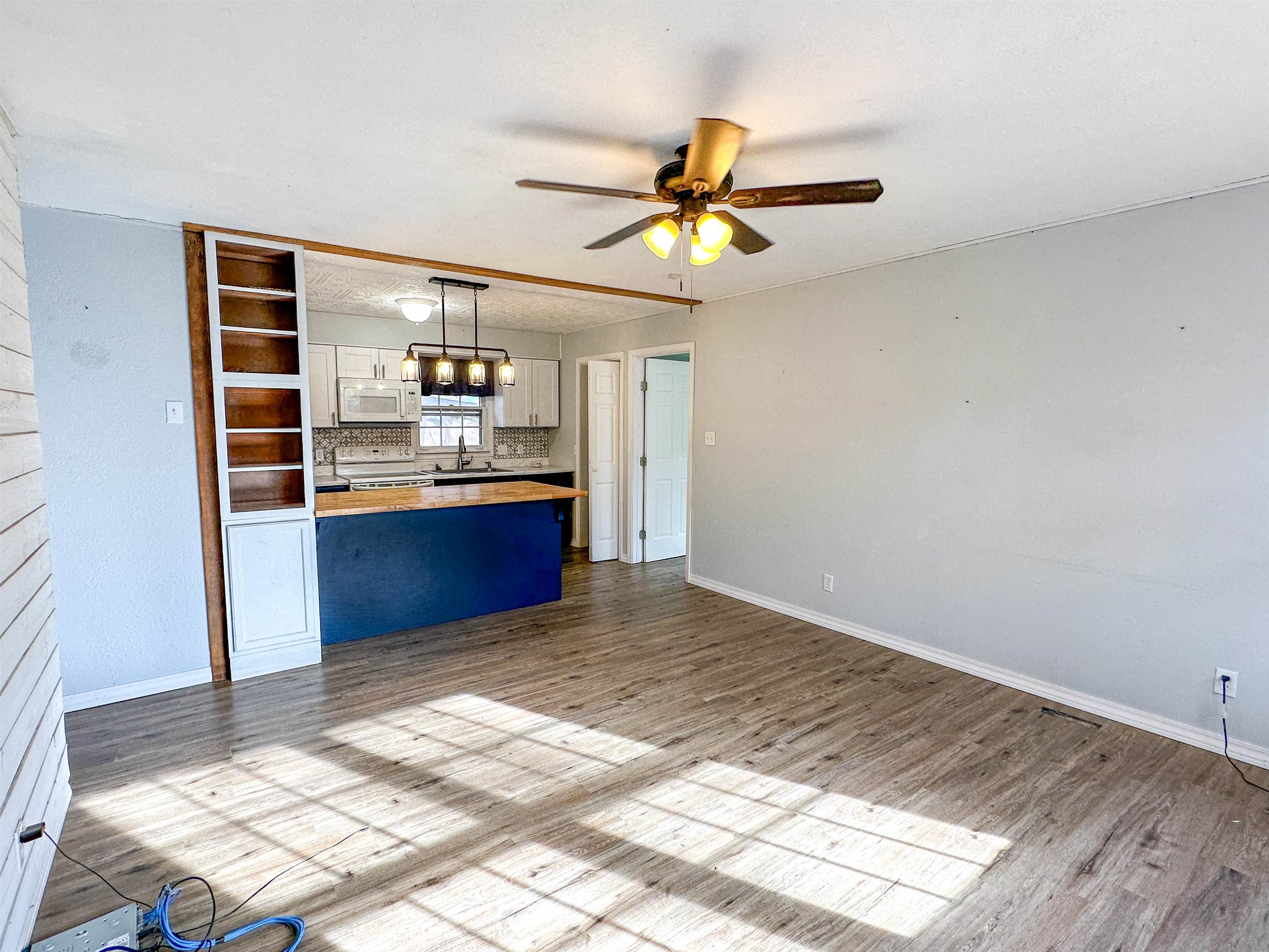 Dakota Second - Residential