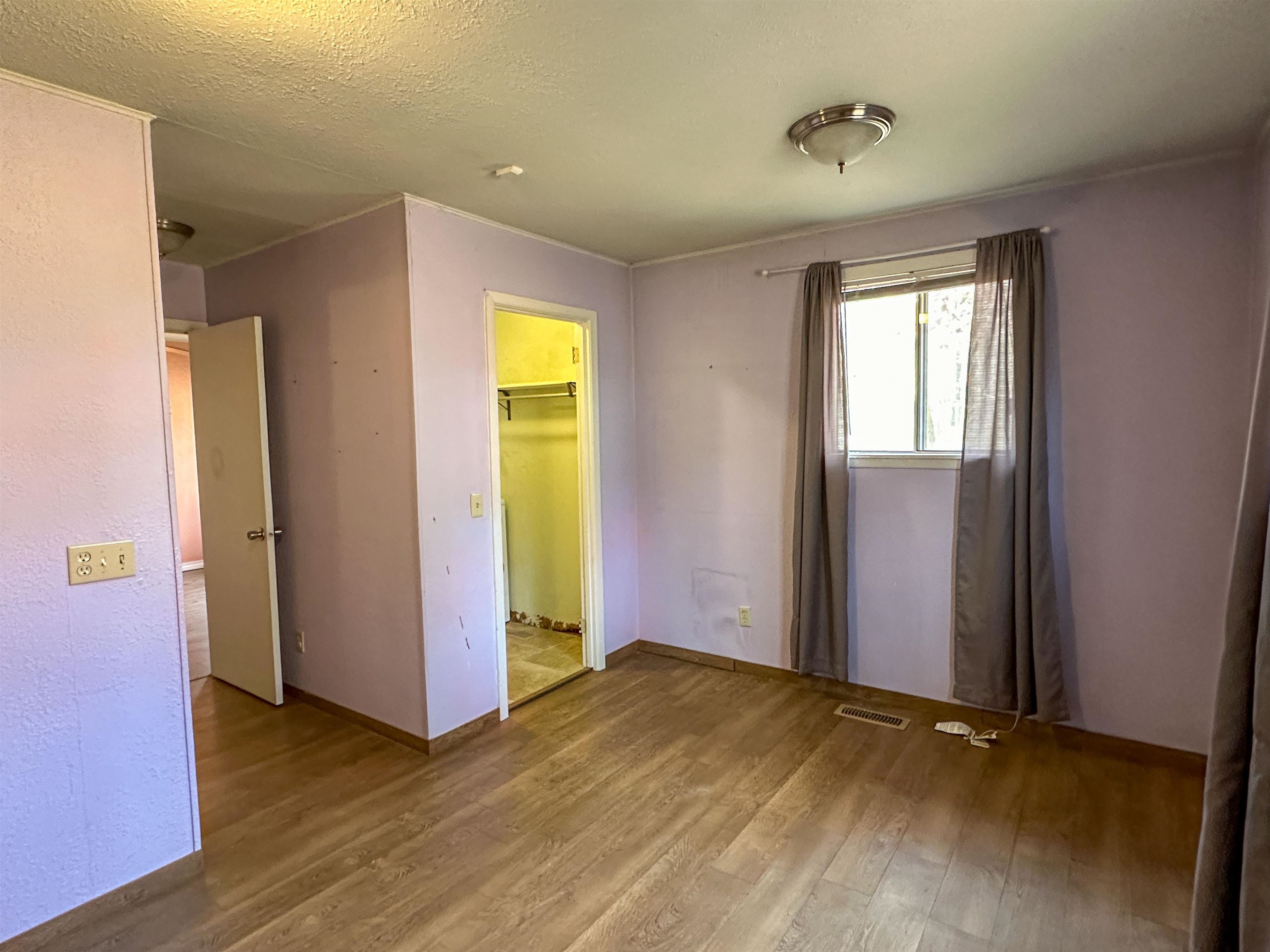 Dakota Second - Residential