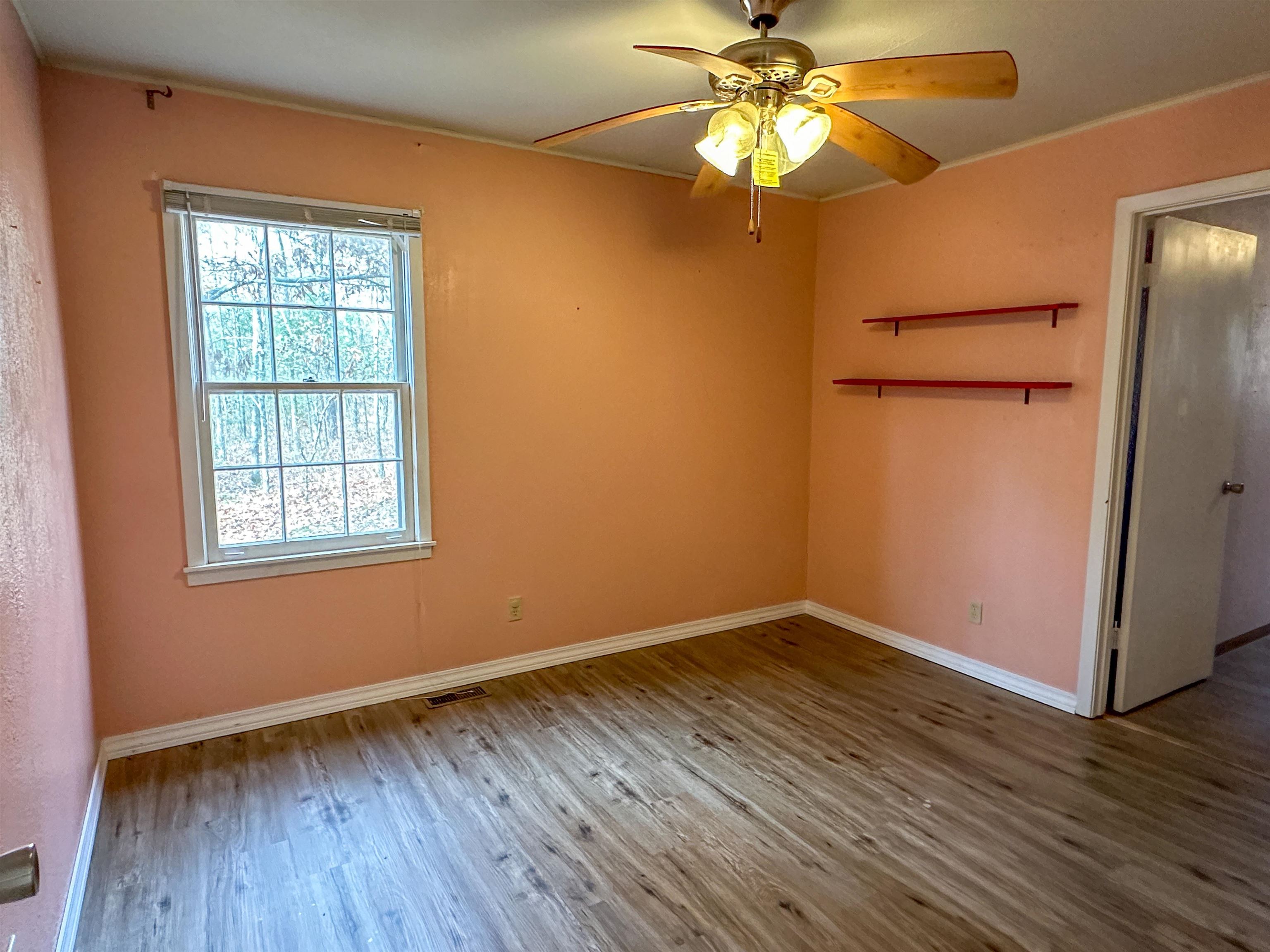 Dakota Second - Residential