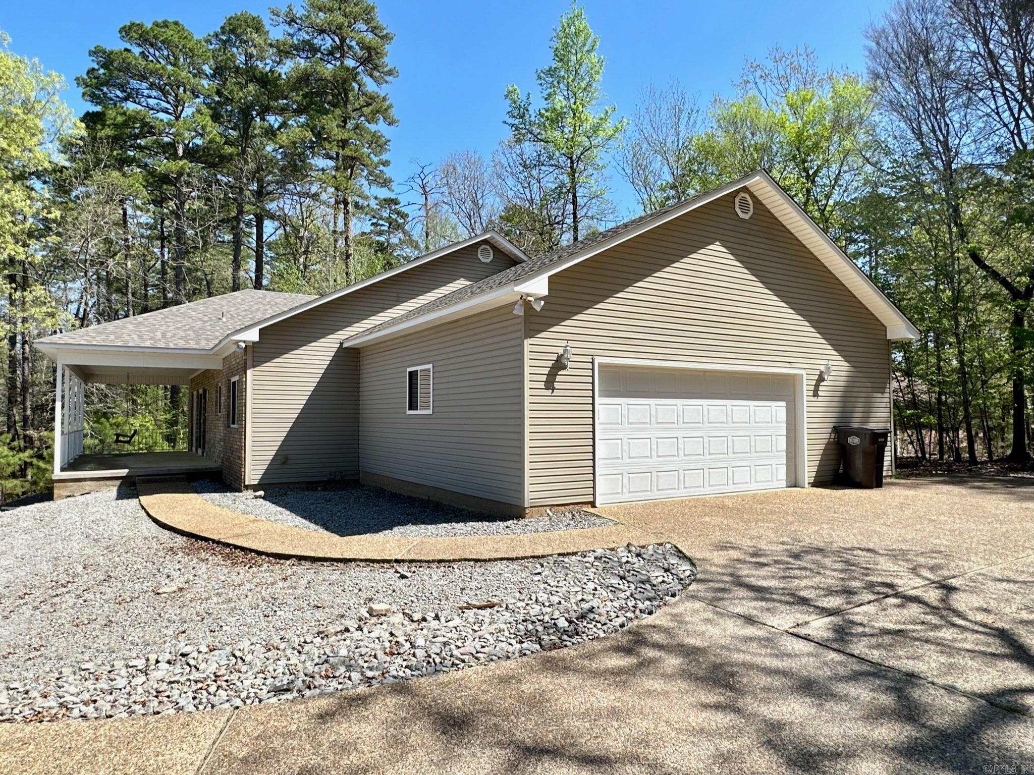 Saldana - Residential