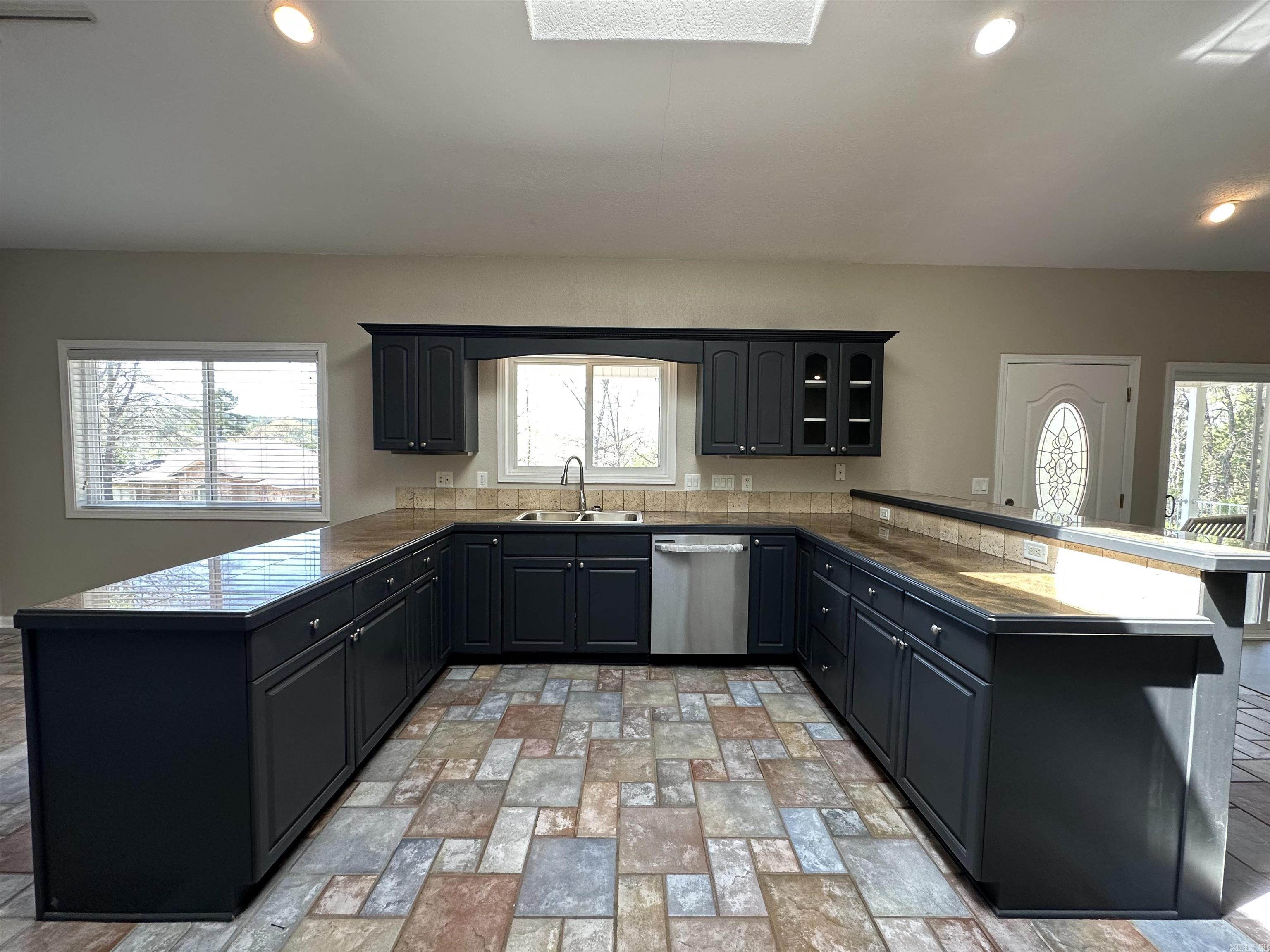 Saldana - Residential