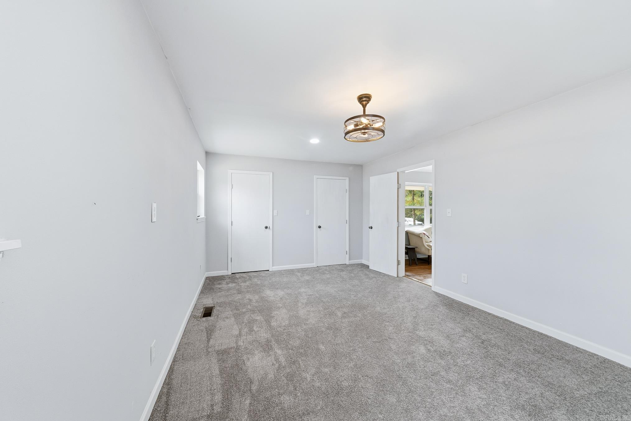 SUNNYVALE ACRES - Residential